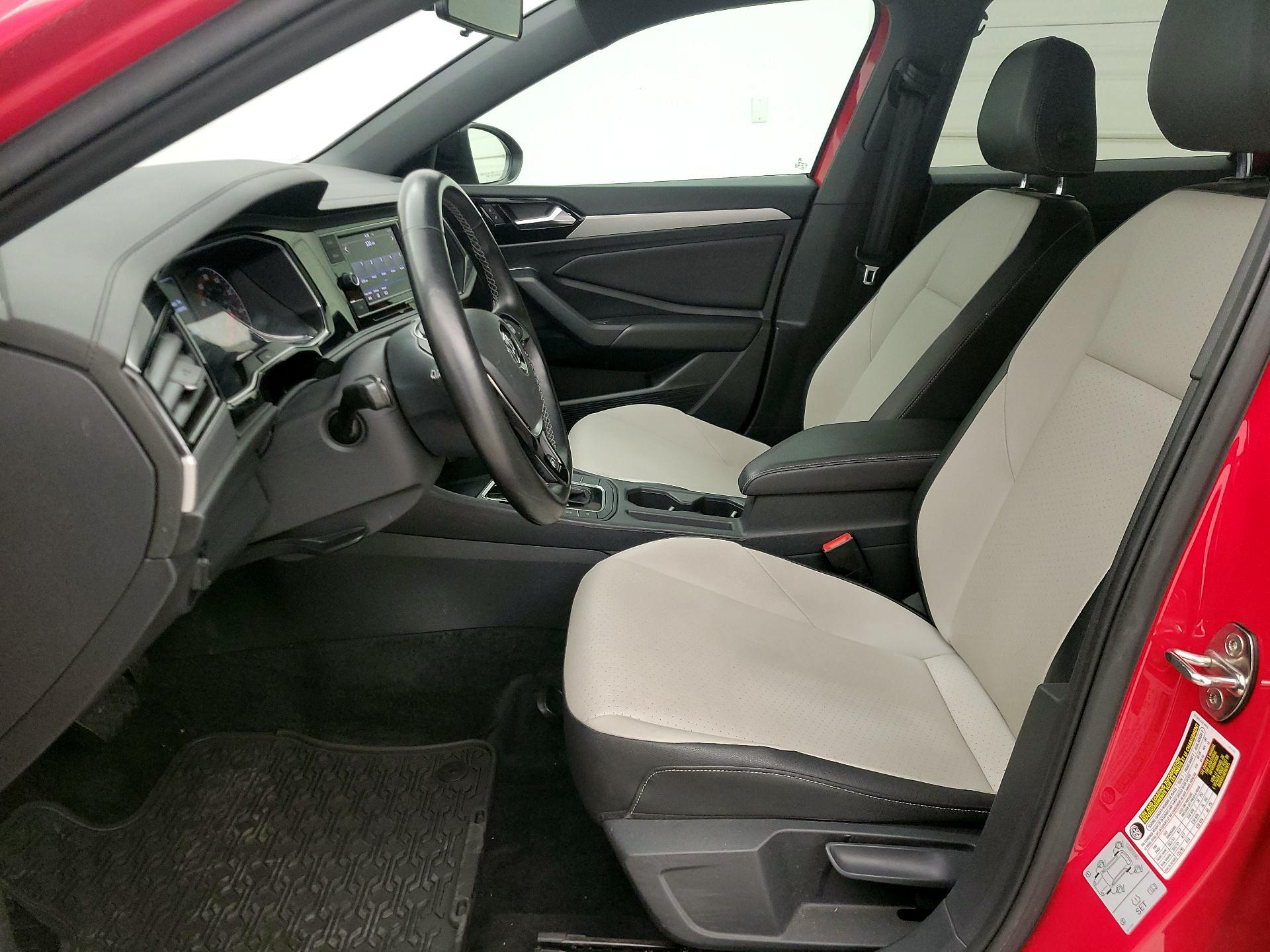 Thumbnail: 2019 Volkswagen Jetta - 11