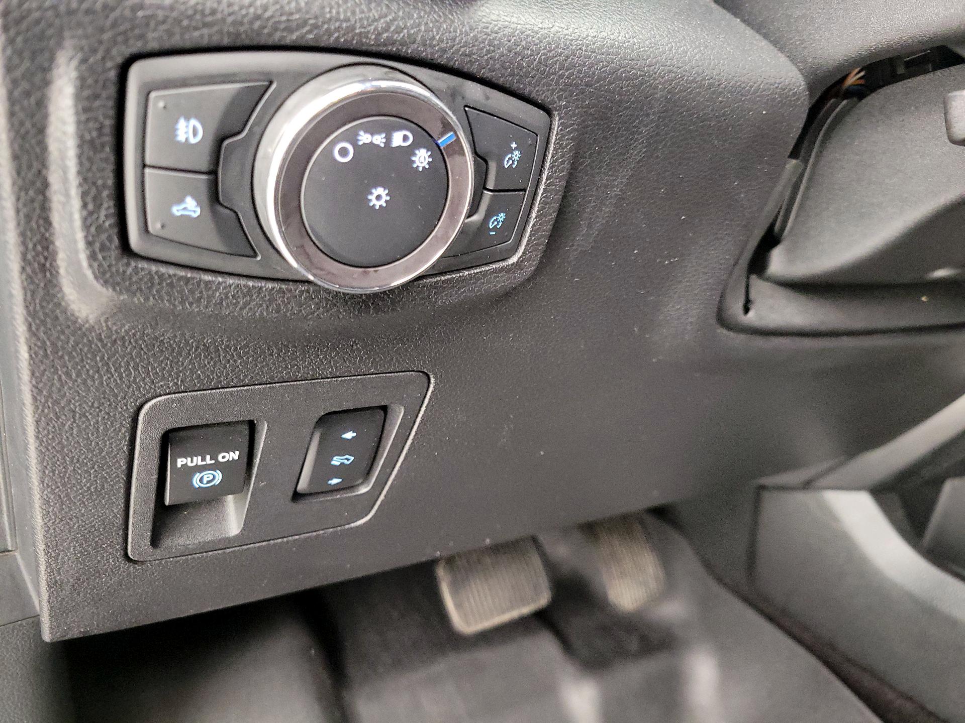 Thumbnail: 2019 Ford F-150 - 13