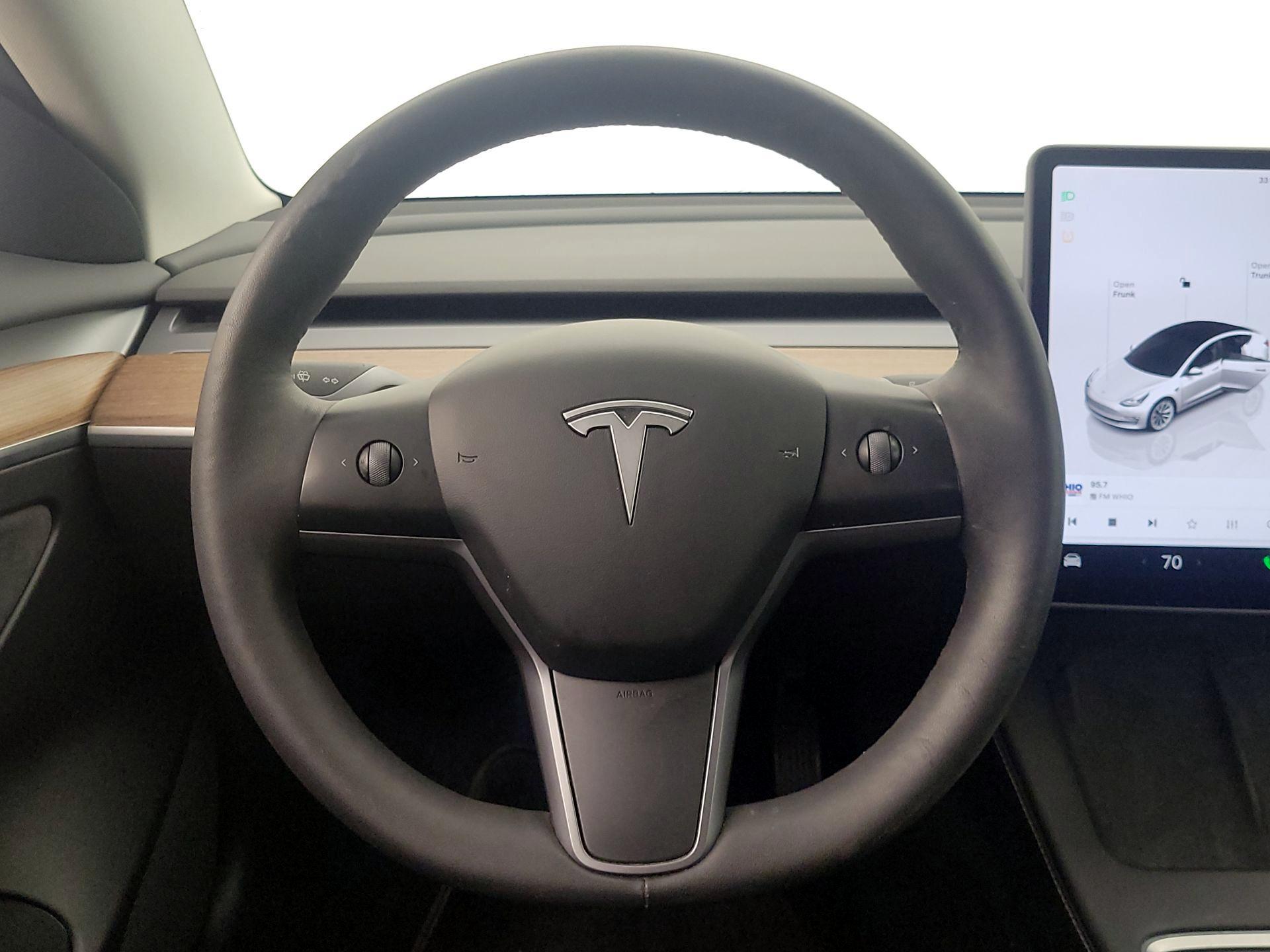 Thumbnail: 2022 Tesla Model 3 - 10