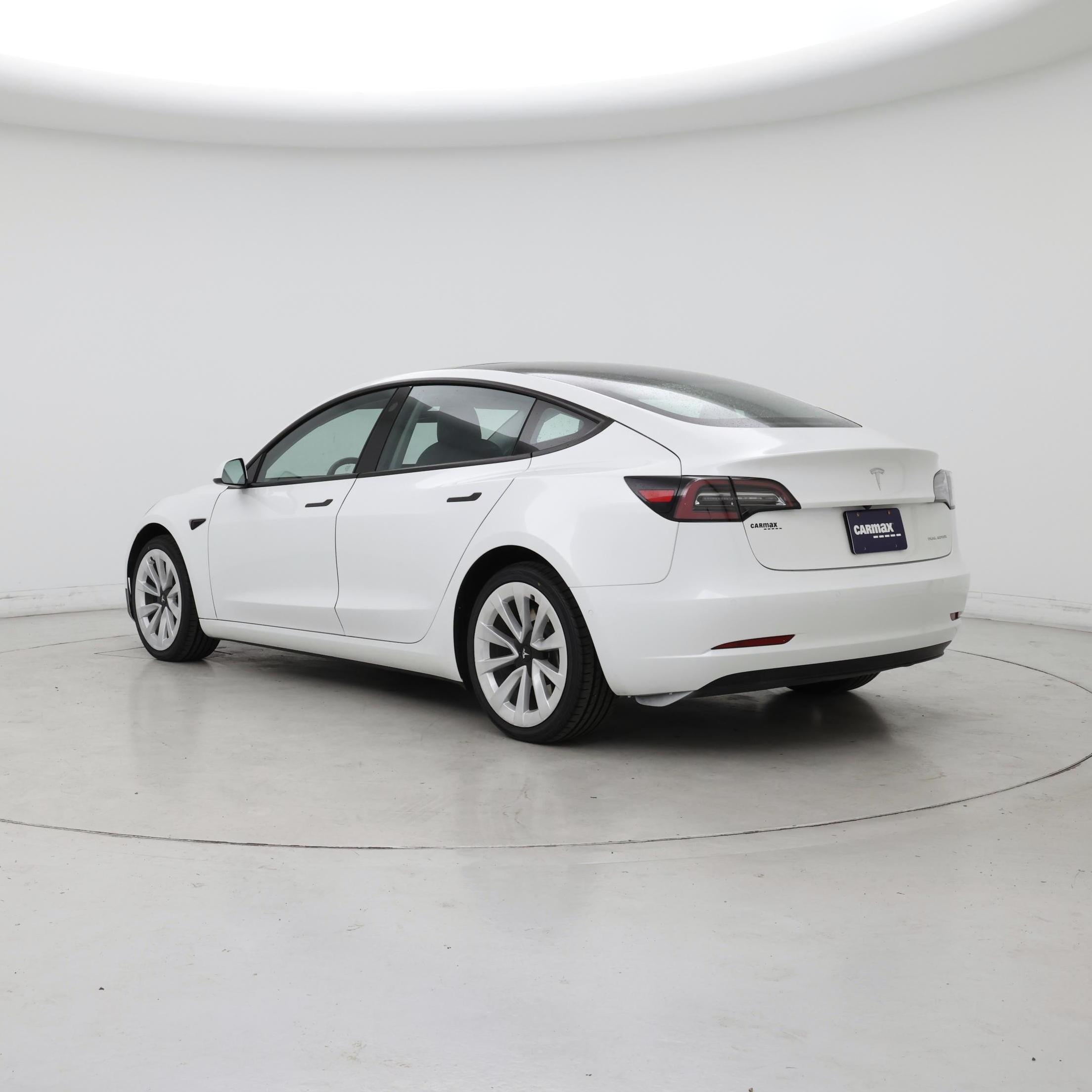 Thumbnail: 2022 Tesla Model 3 - 2
