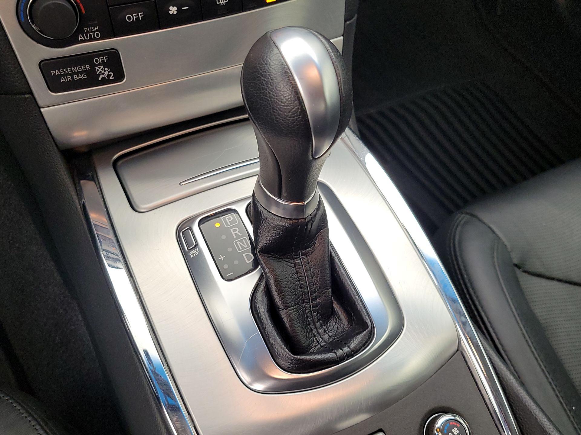 Thumbnail: 2014 INFINITI Q60 - 18