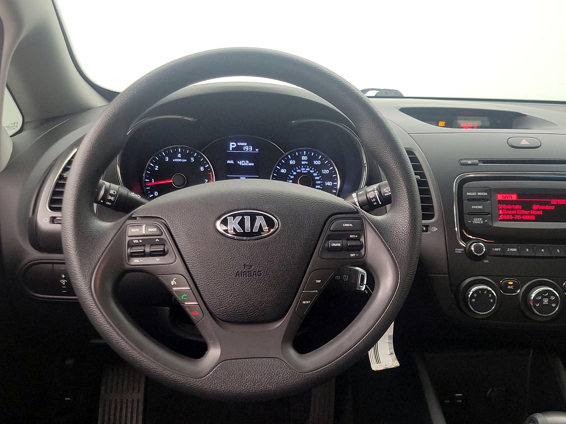 Thumbnail: 2018 Kia Forte - 10