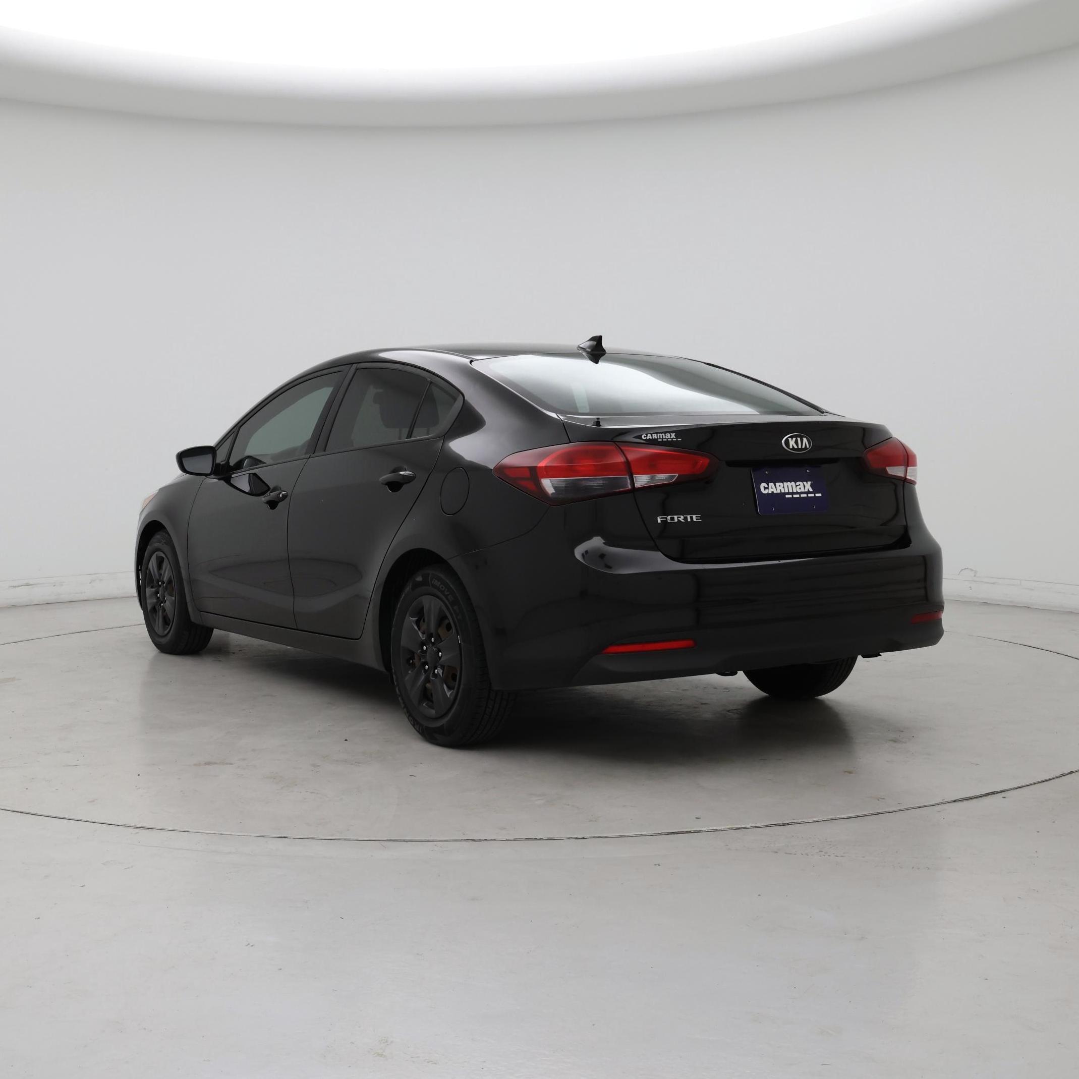 Thumbnail: 2018 Kia Forte - 2