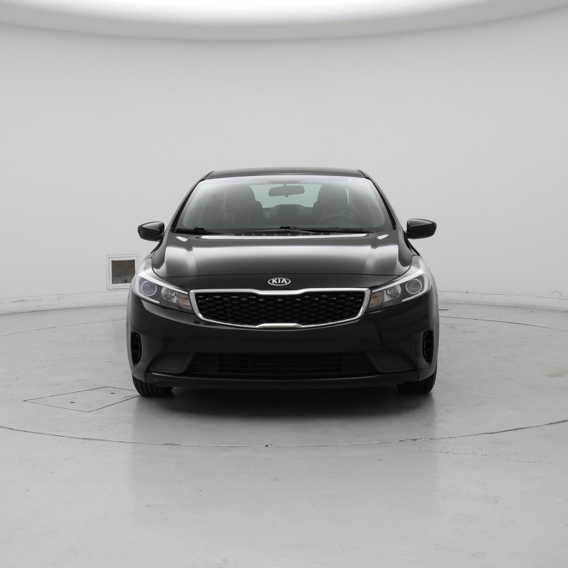 Thumbnail: 2018 Kia Forte - 5