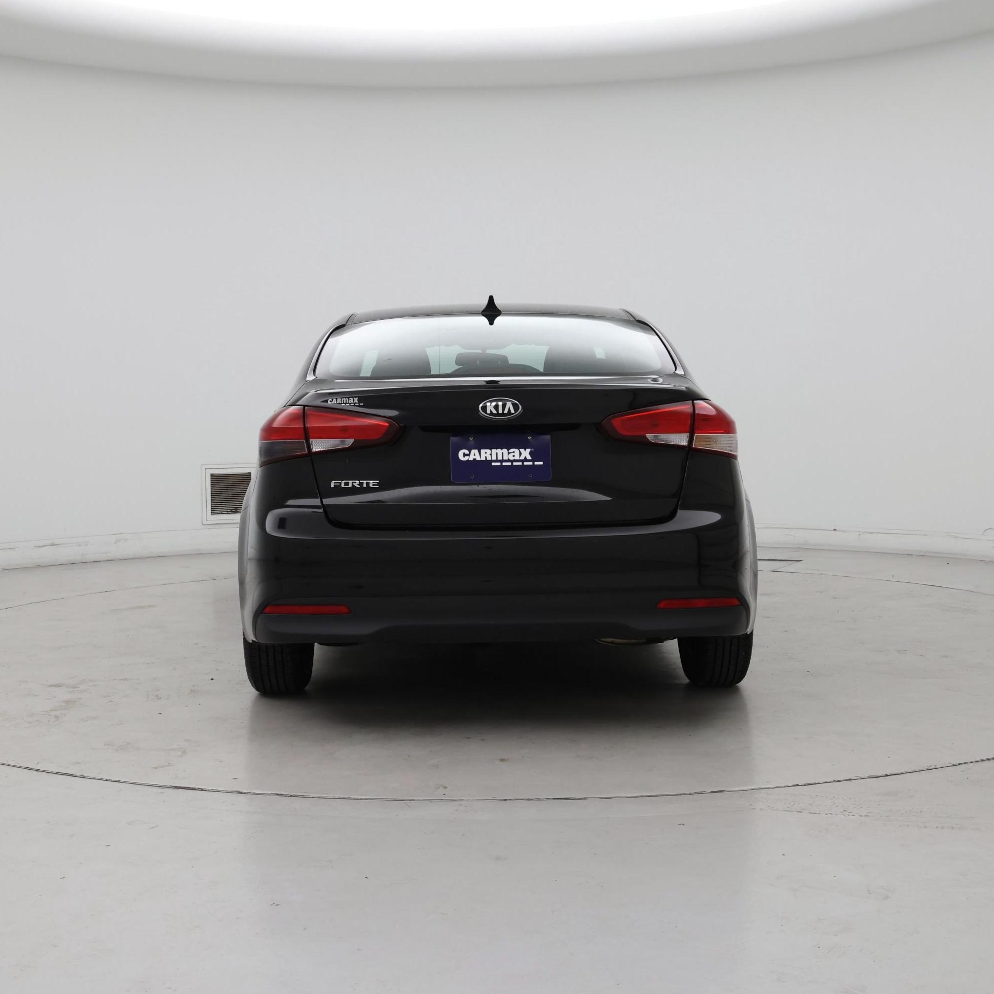 Thumbnail: 2018 Kia Forte - 6