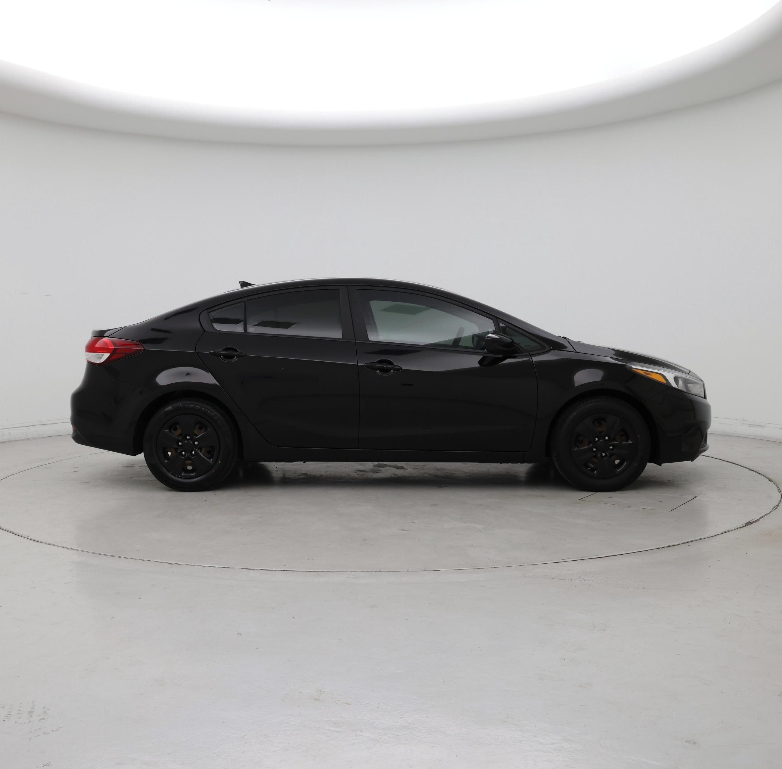 Thumbnail: 2018 Kia Forte - 7