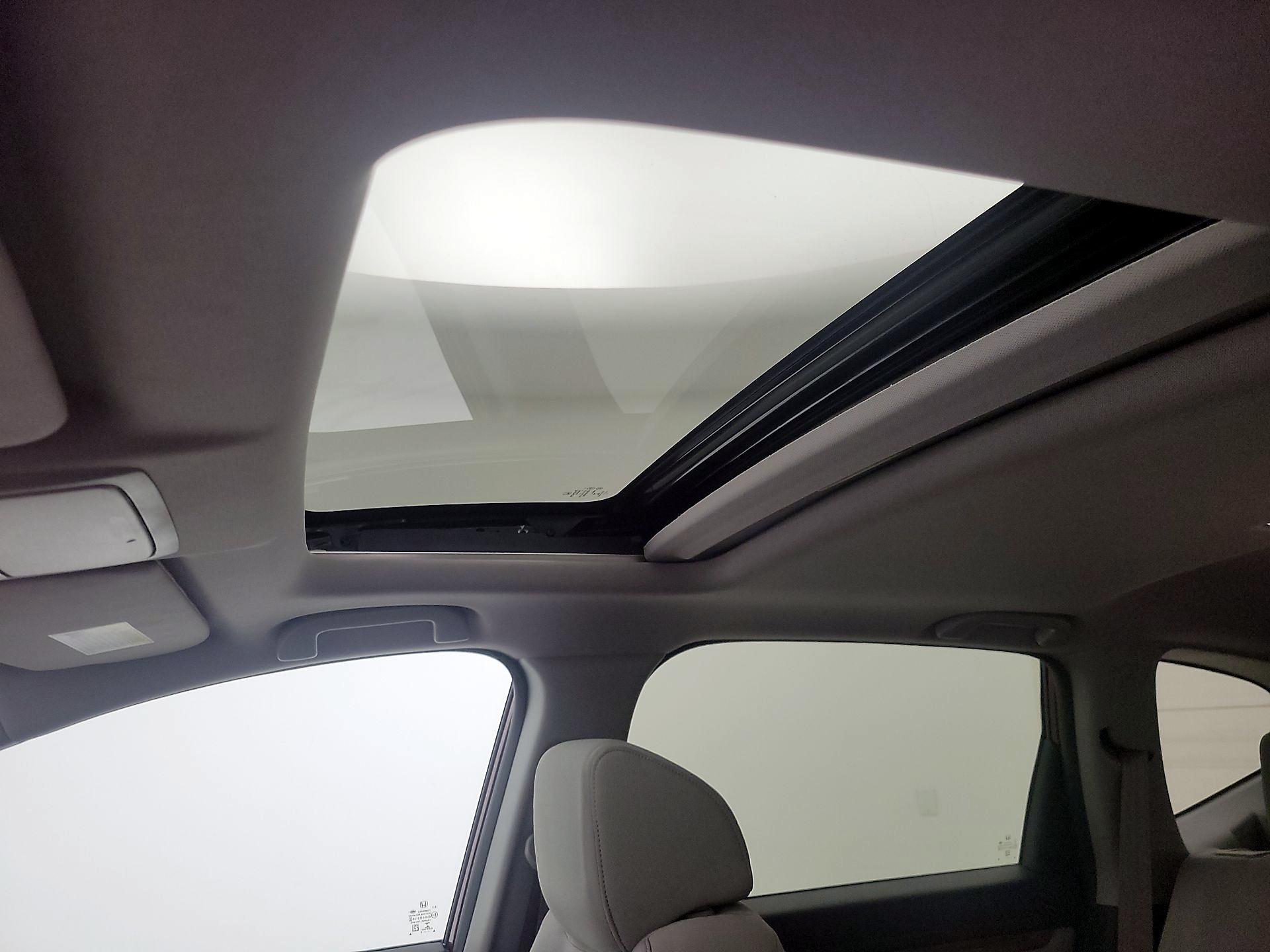 Thumbnail: 2017 Honda CR-V - 19