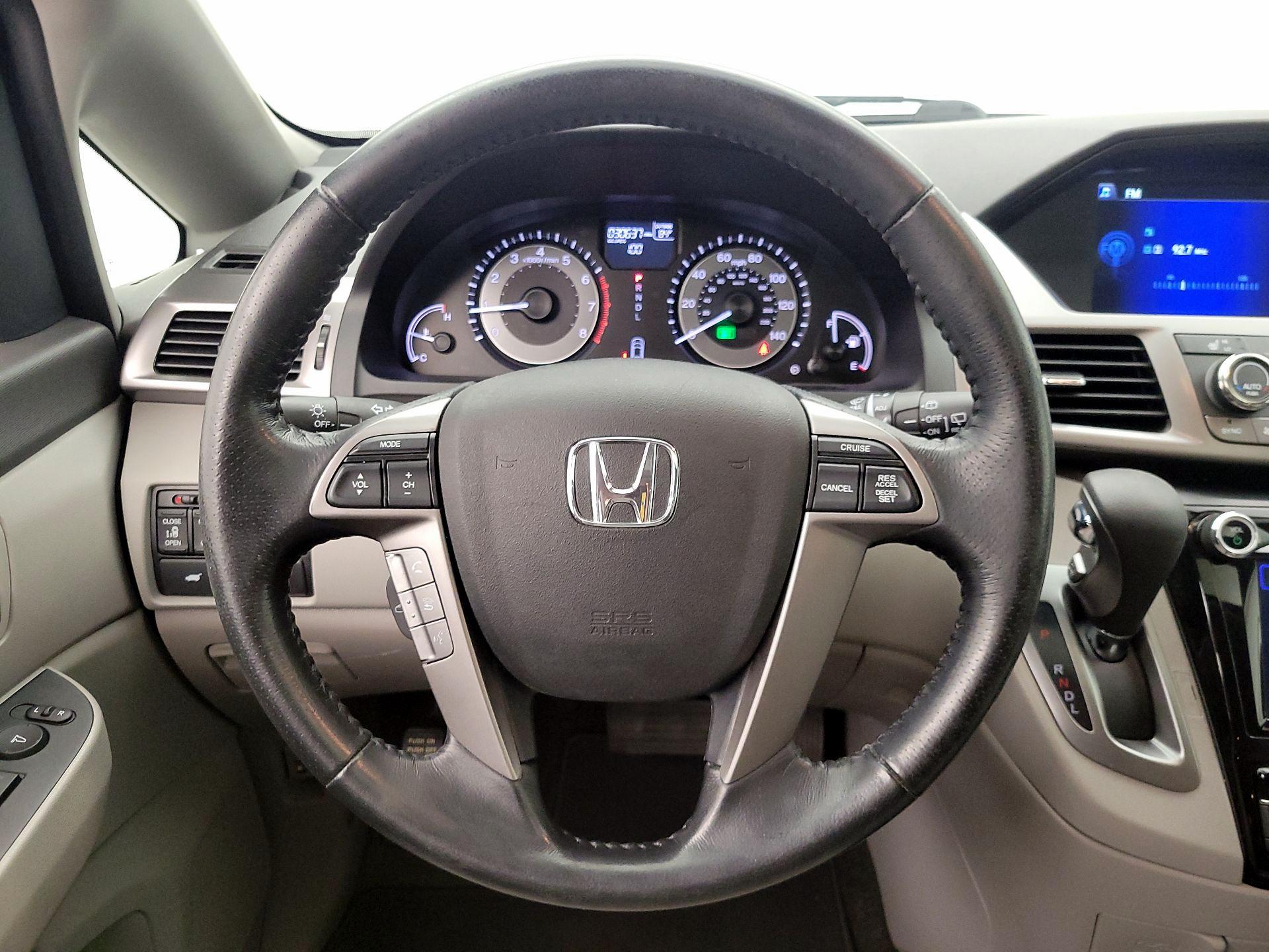 Thumbnail: 2016 Honda Odyssey - 10
