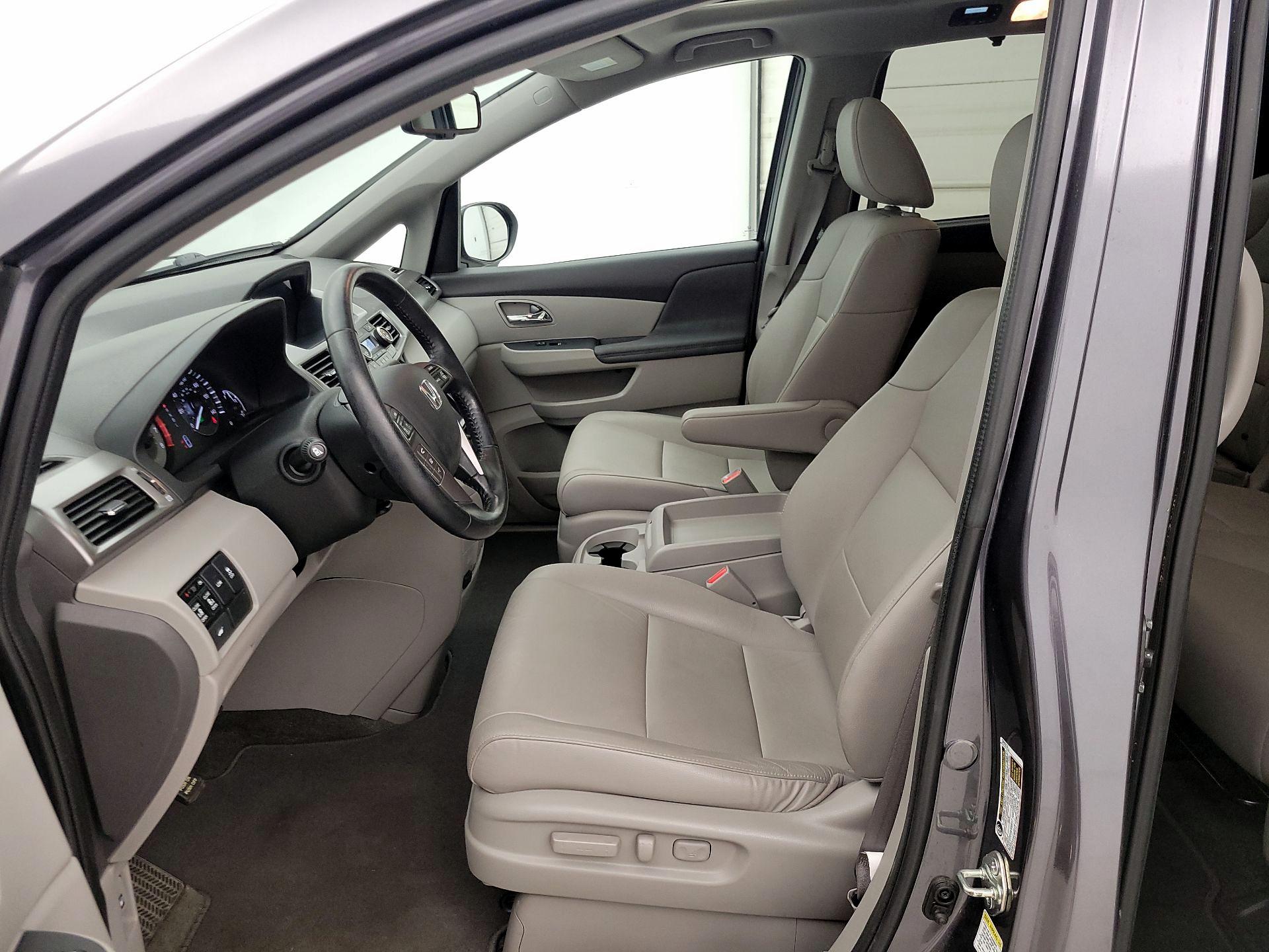 Thumbnail: 2016 Honda Odyssey - 11
