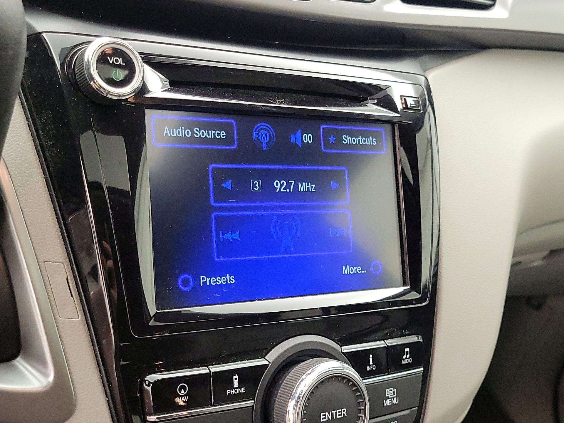 Thumbnail: 2016 Honda Odyssey - 15