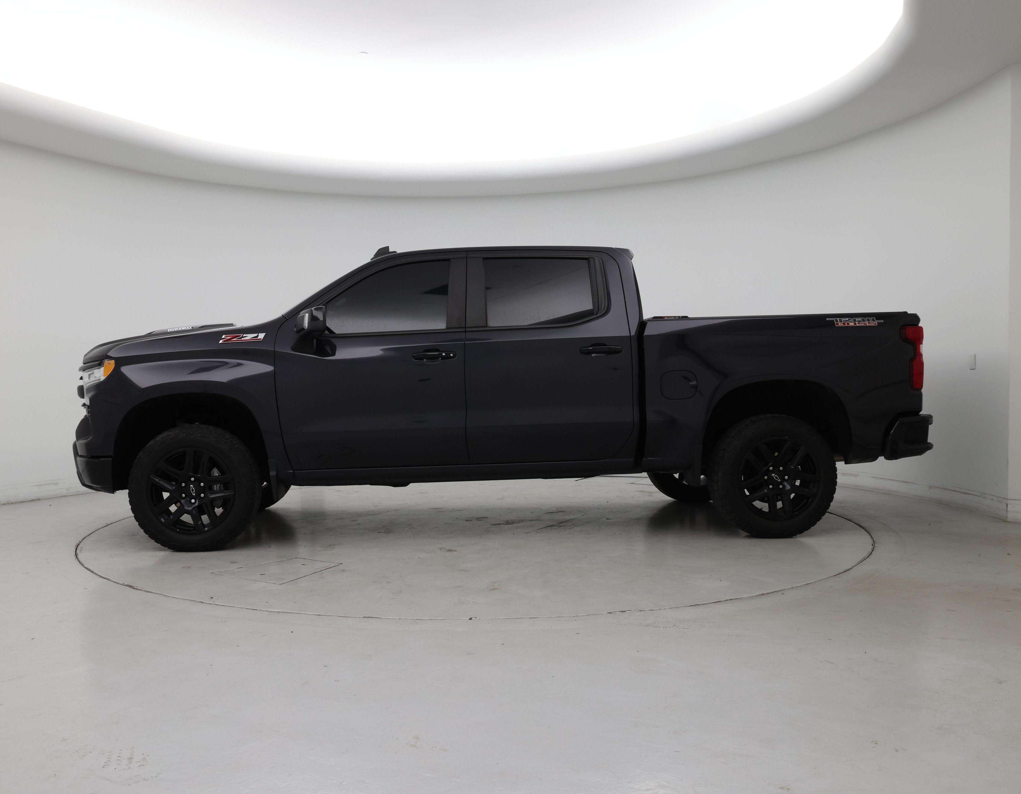 Thumbnail: 2022 Chevrolet Silverado 1500 - 3