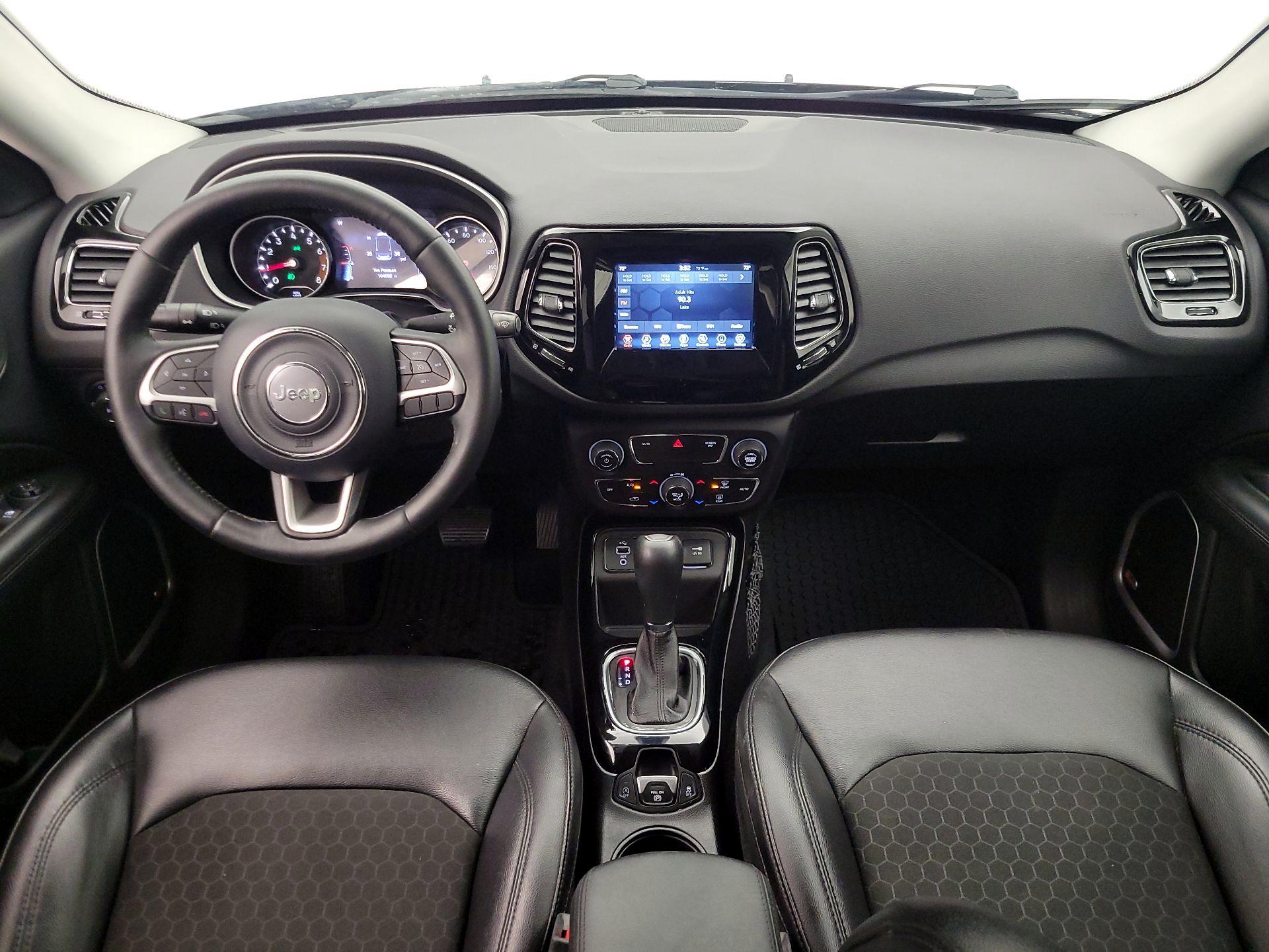 Thumbnail: 2018 Jeep Compass - 9