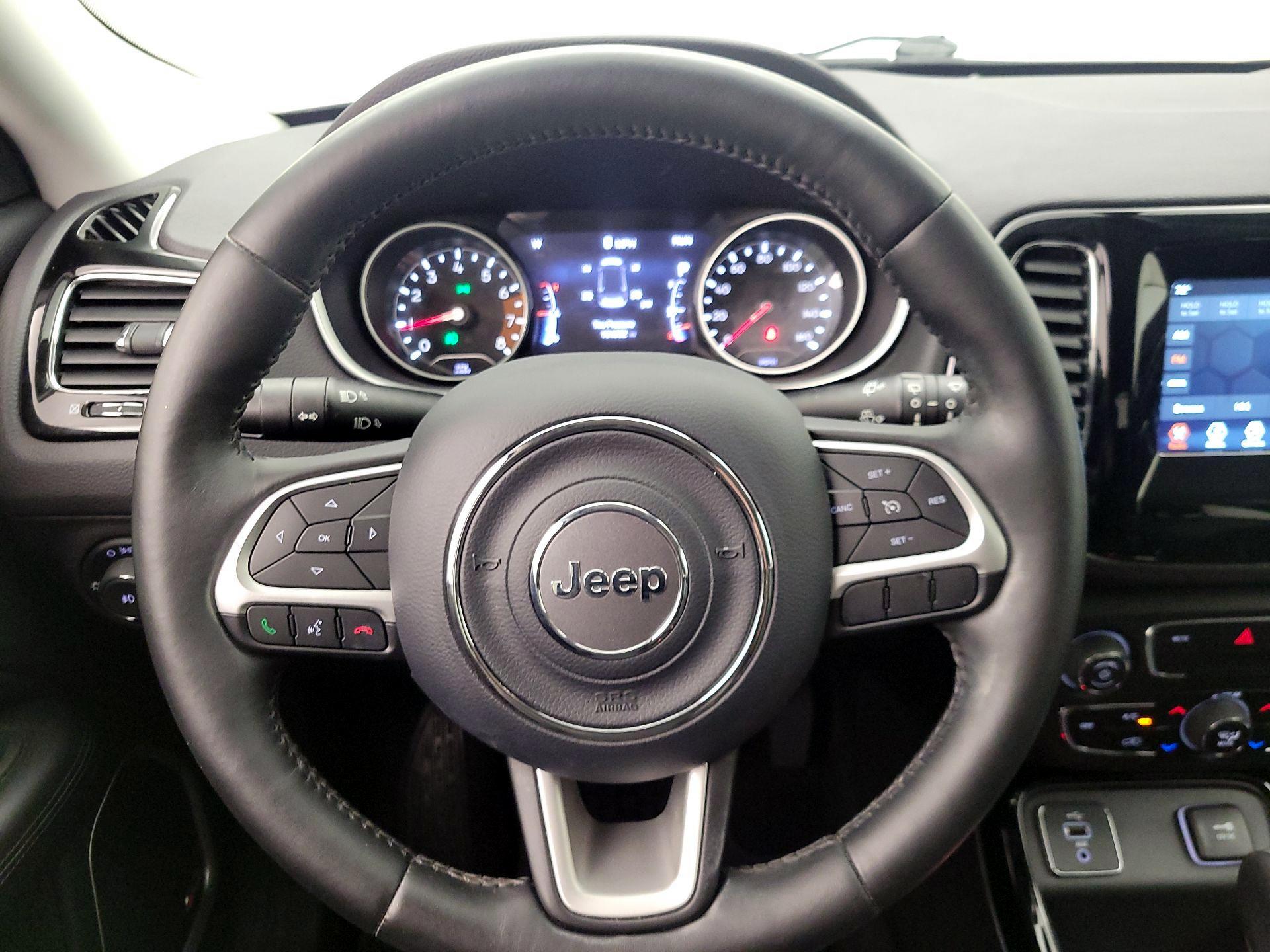 Thumbnail: 2018 Jeep Compass - 10