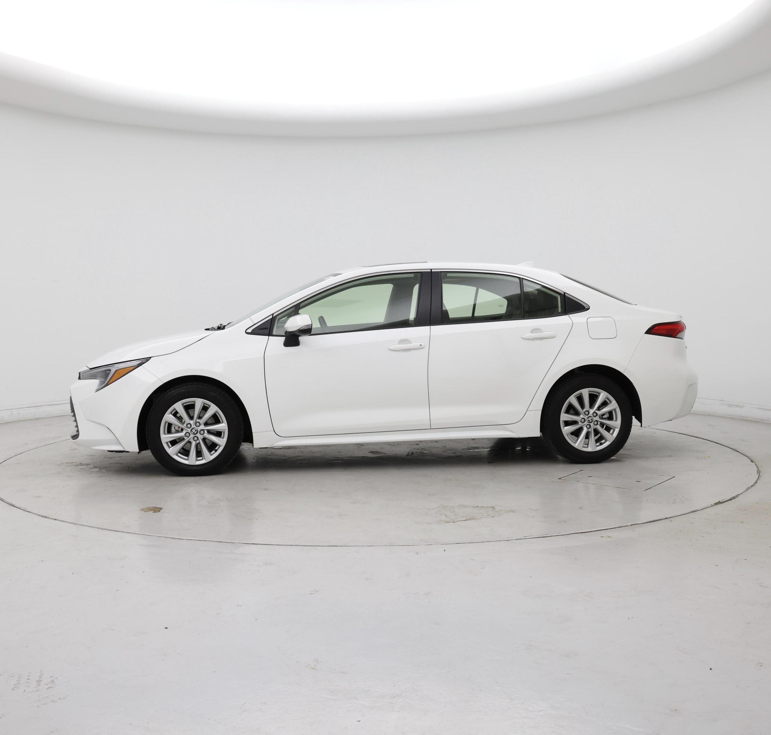 Thumbnail: 2023 Toyota Corolla - 3