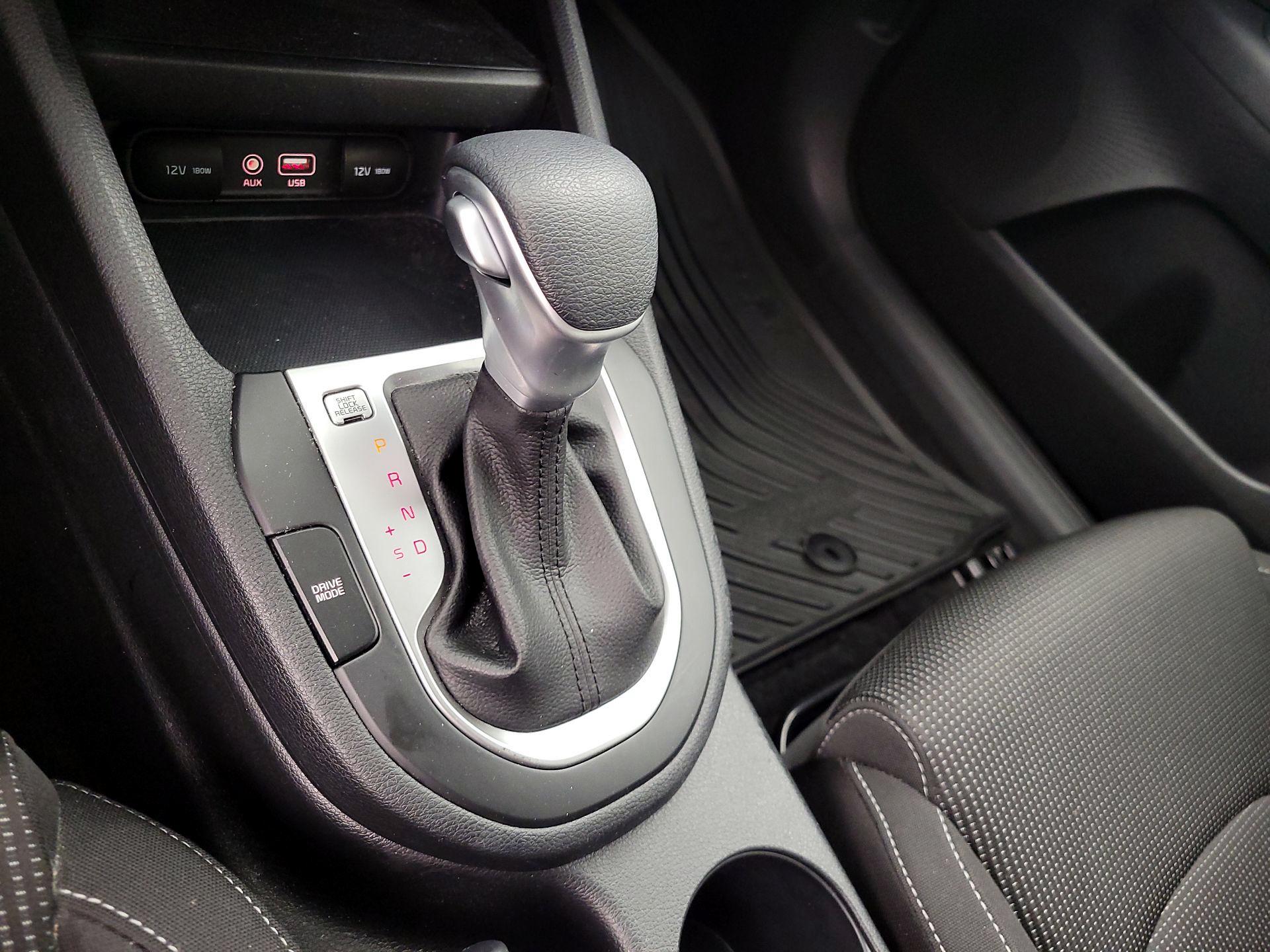 Thumbnail: 2021 Kia Forte - 17
