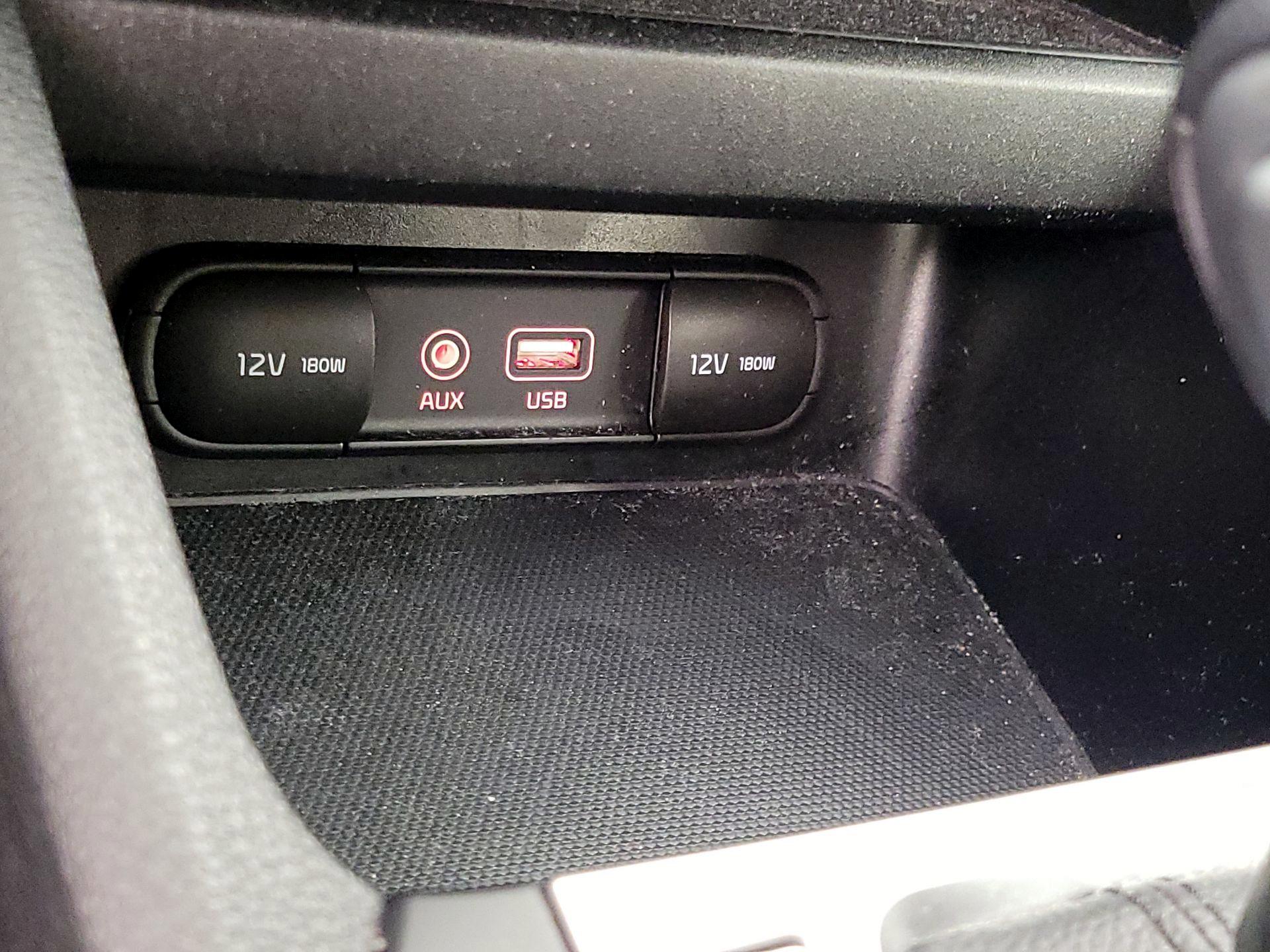Thumbnail: 2021 Kia Forte - 18