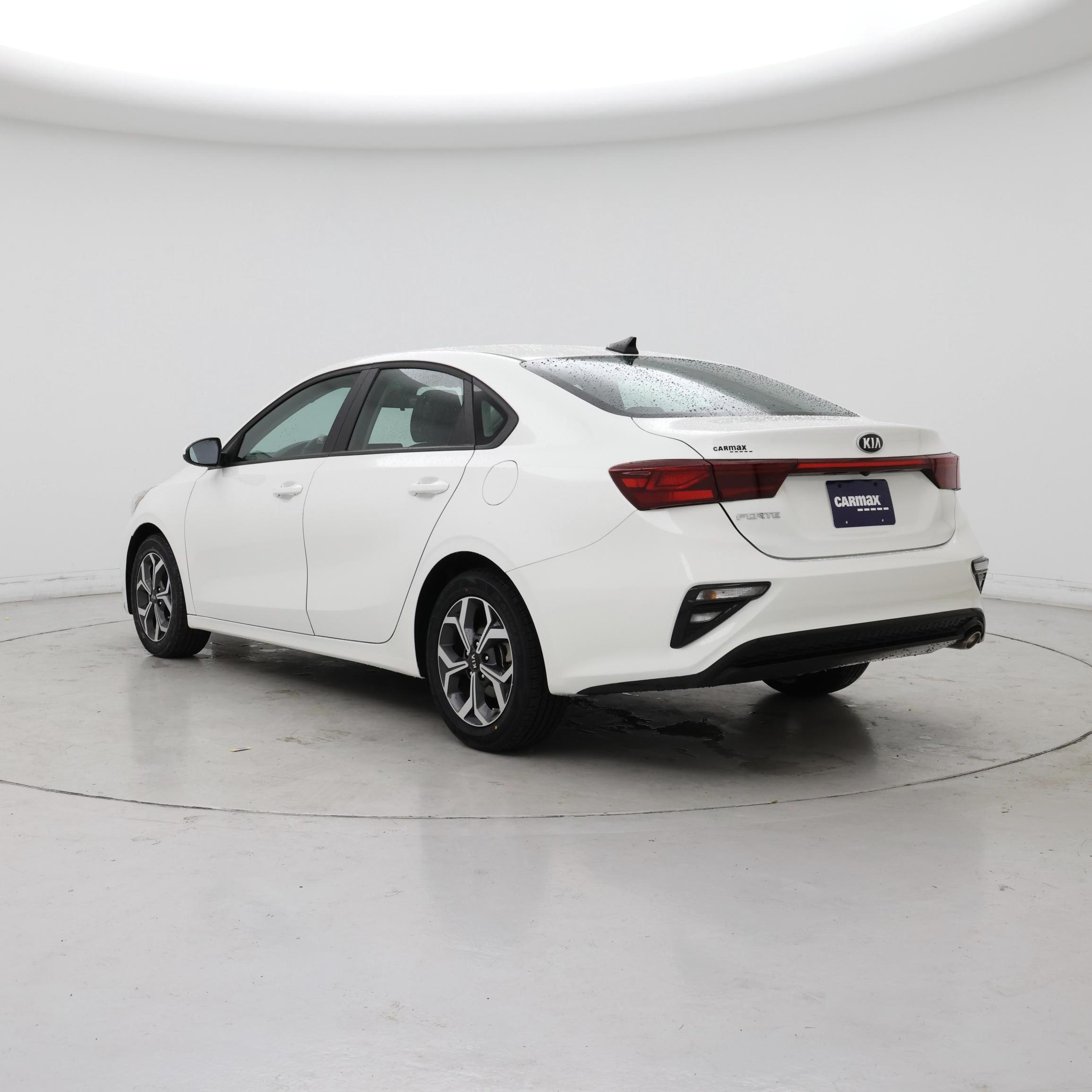 Thumbnail: 2021 Kia Forte - 2