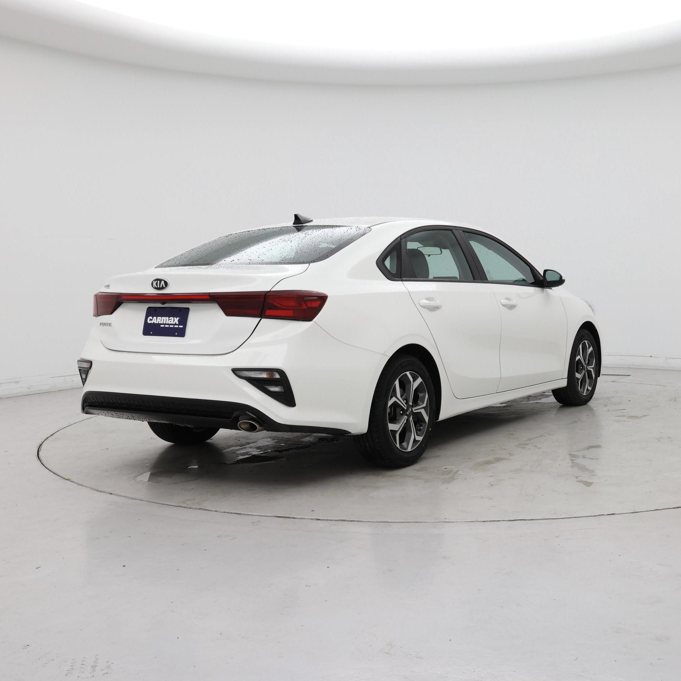 Thumbnail: 2021 Kia Forte - 8