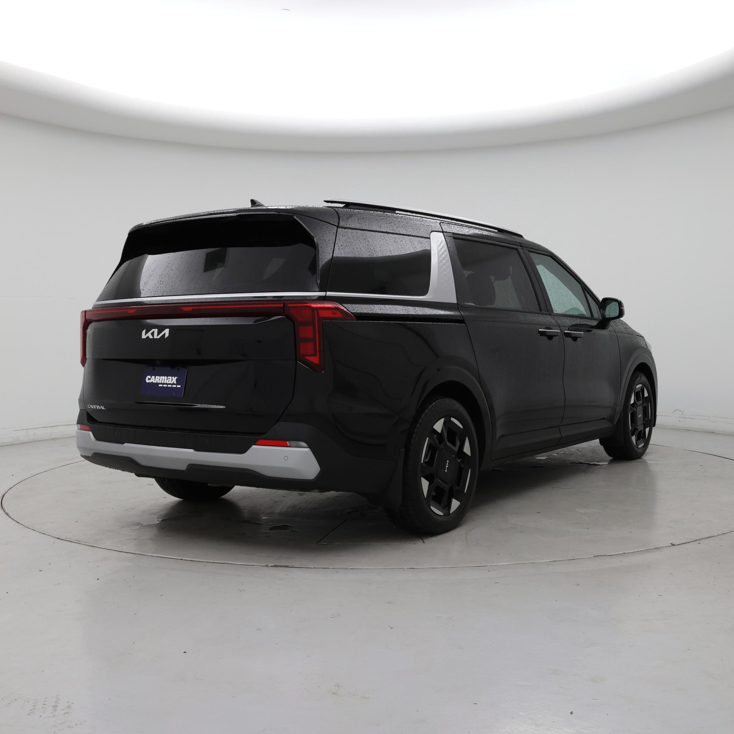 Thumbnail: 2025 Kia Carnival - 8