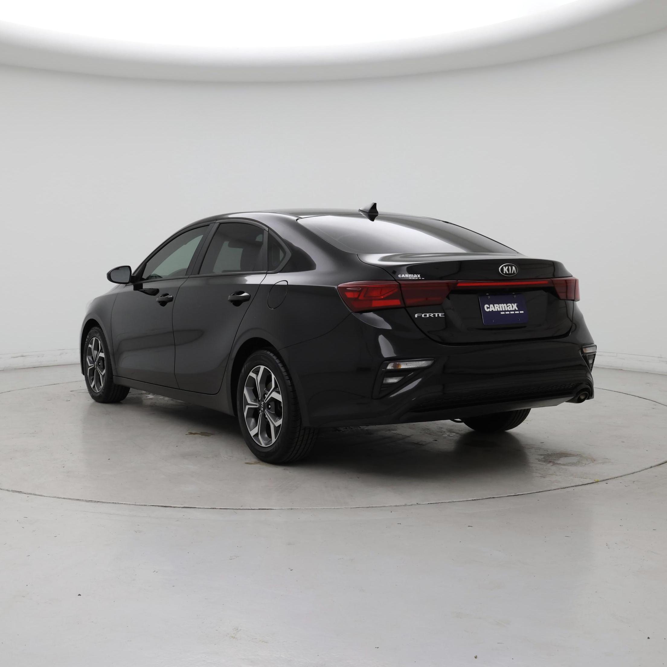 Thumbnail: 2021 Kia Forte - 2