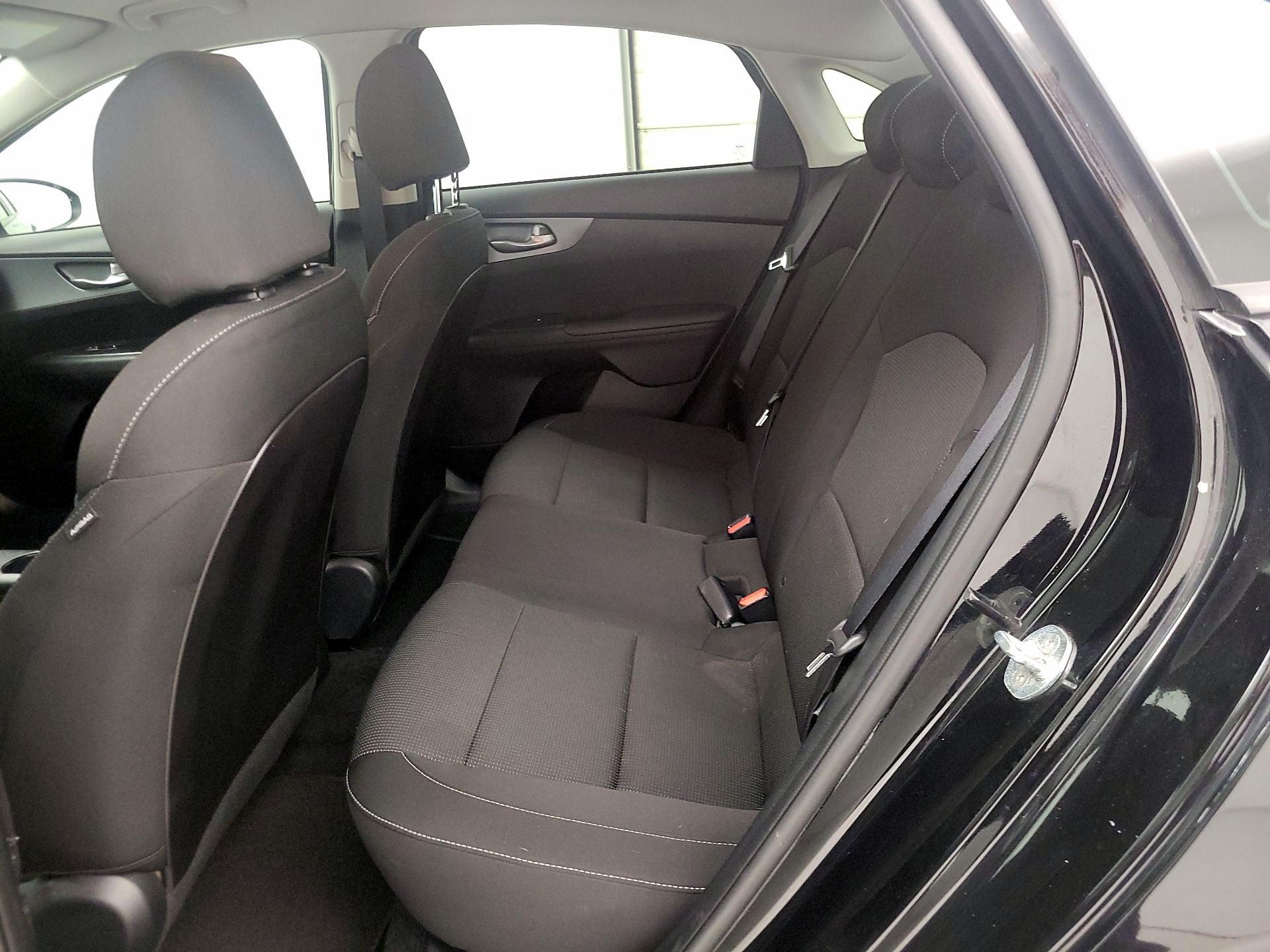Thumbnail: 2021 Kia Forte - 19