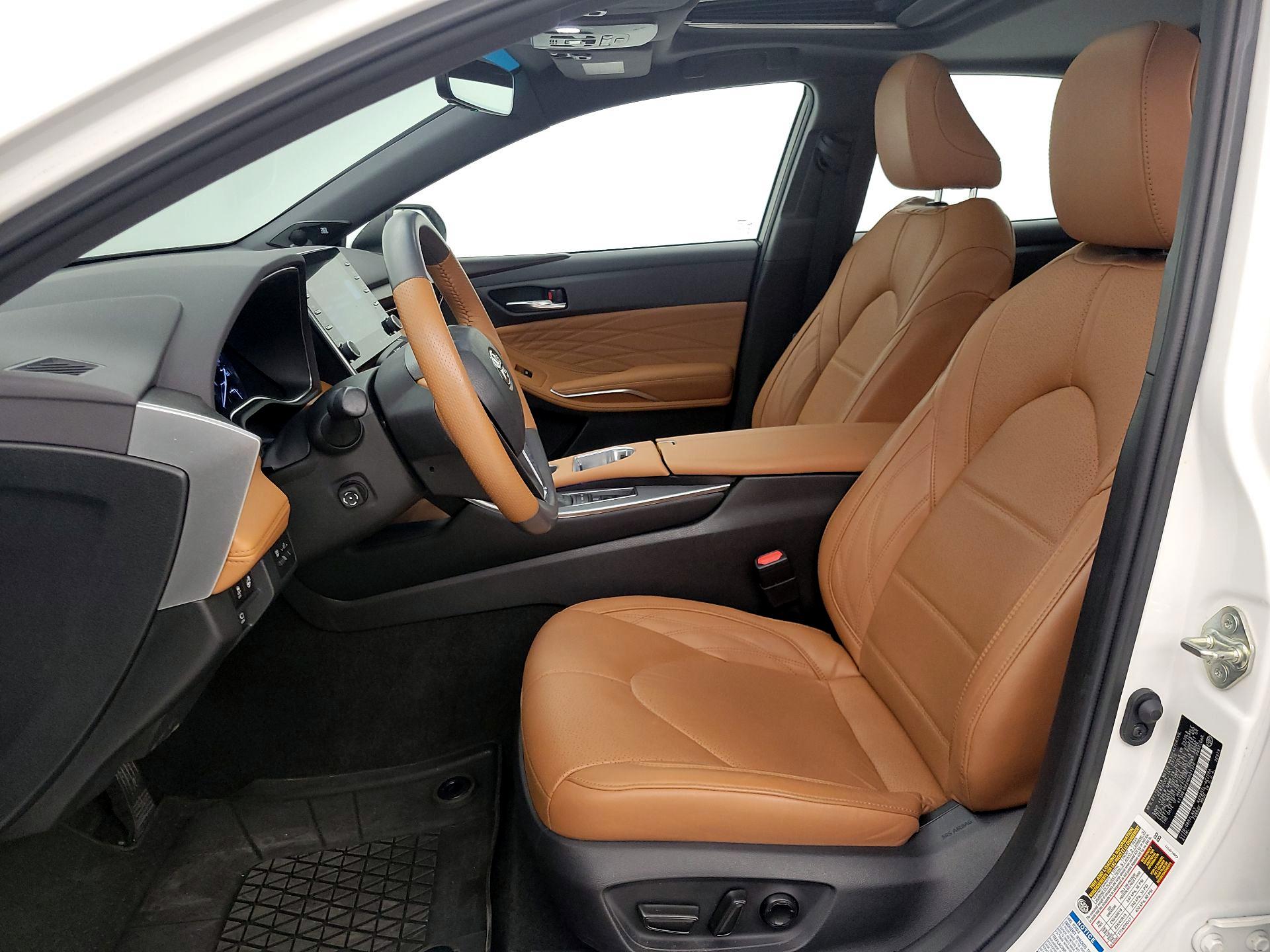 Thumbnail: 2021 Toyota Avalon - 11
