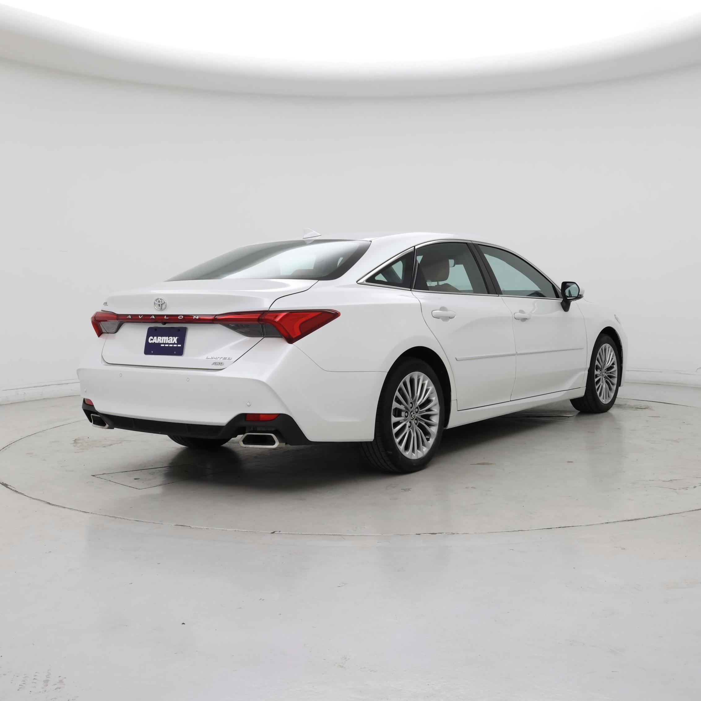 Thumbnail: 2021 Toyota Avalon - 8