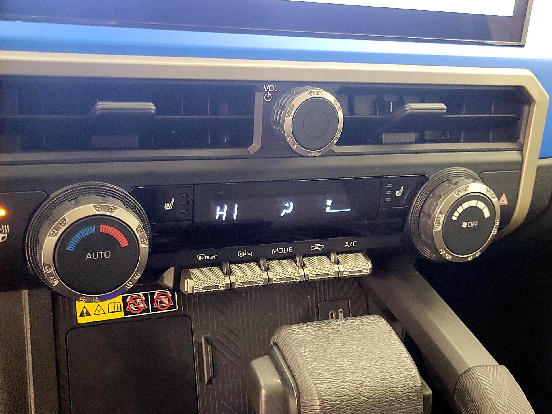 Thumbnail: 2024 Toyota Tacoma - 16
