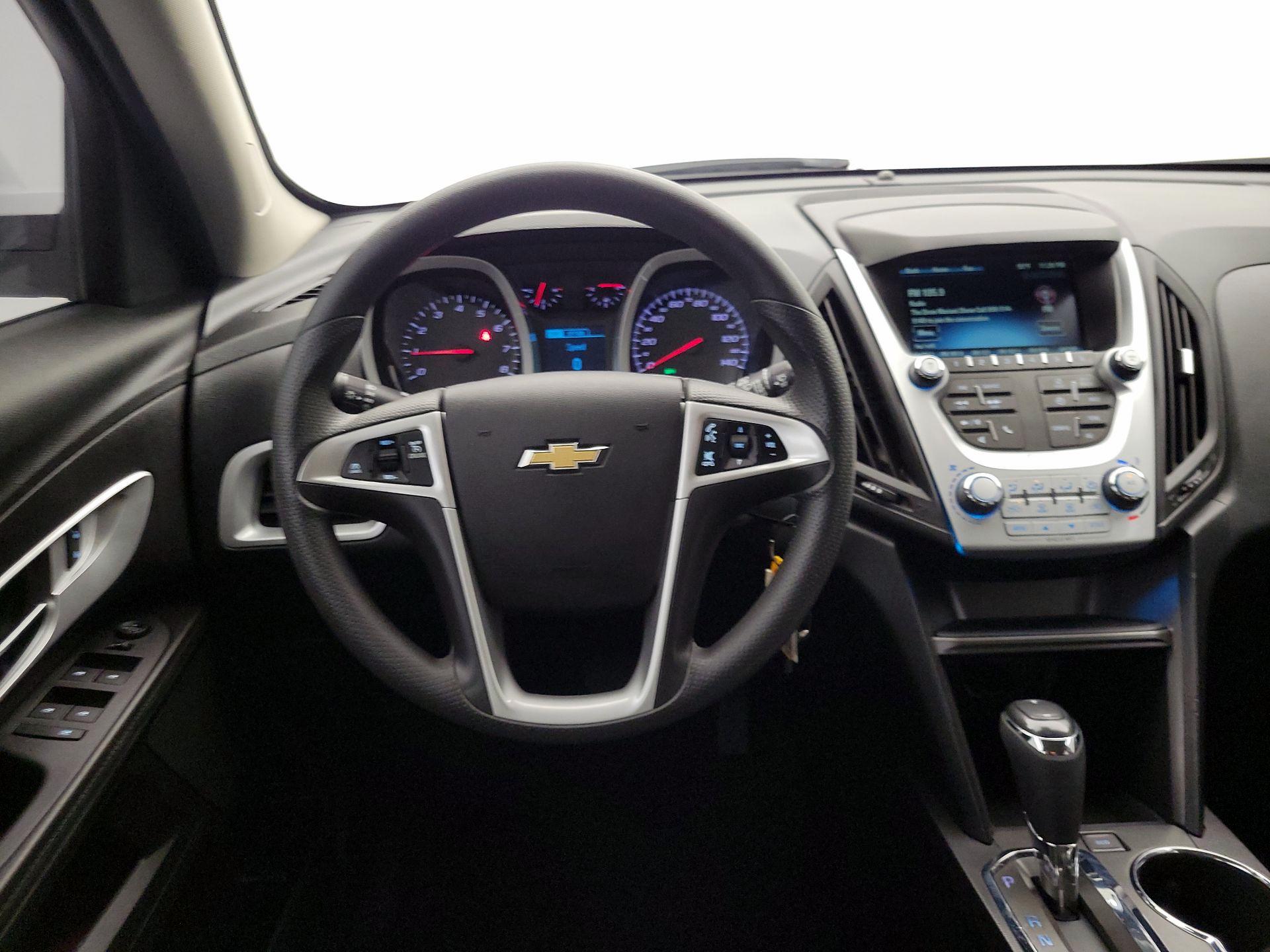 Thumbnail: 2016 Chevrolet Equinox - 10