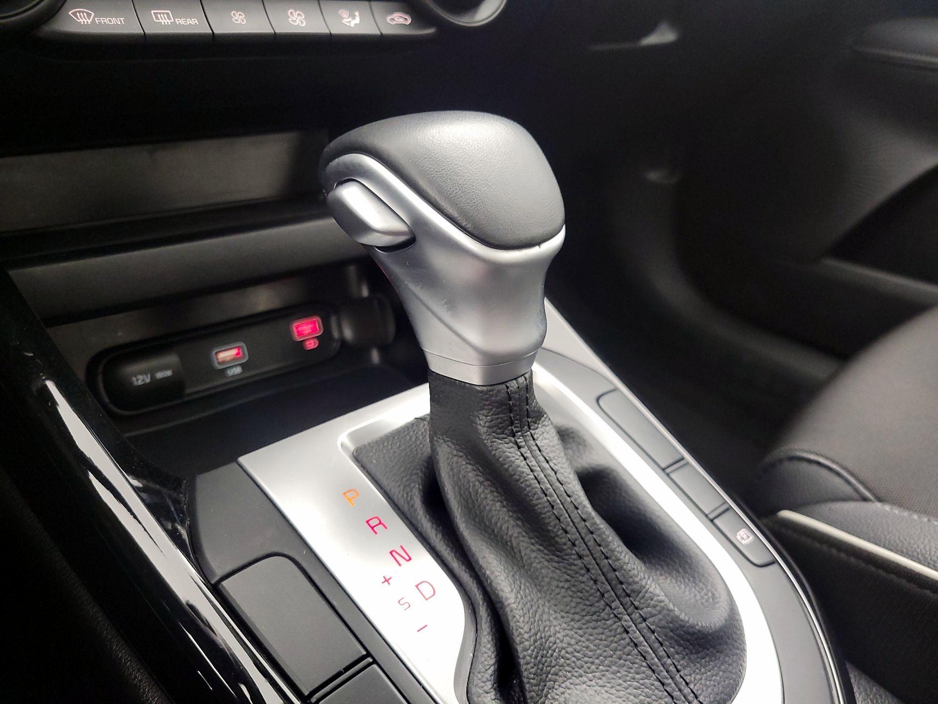 Thumbnail: 2023 Kia Forte - 18