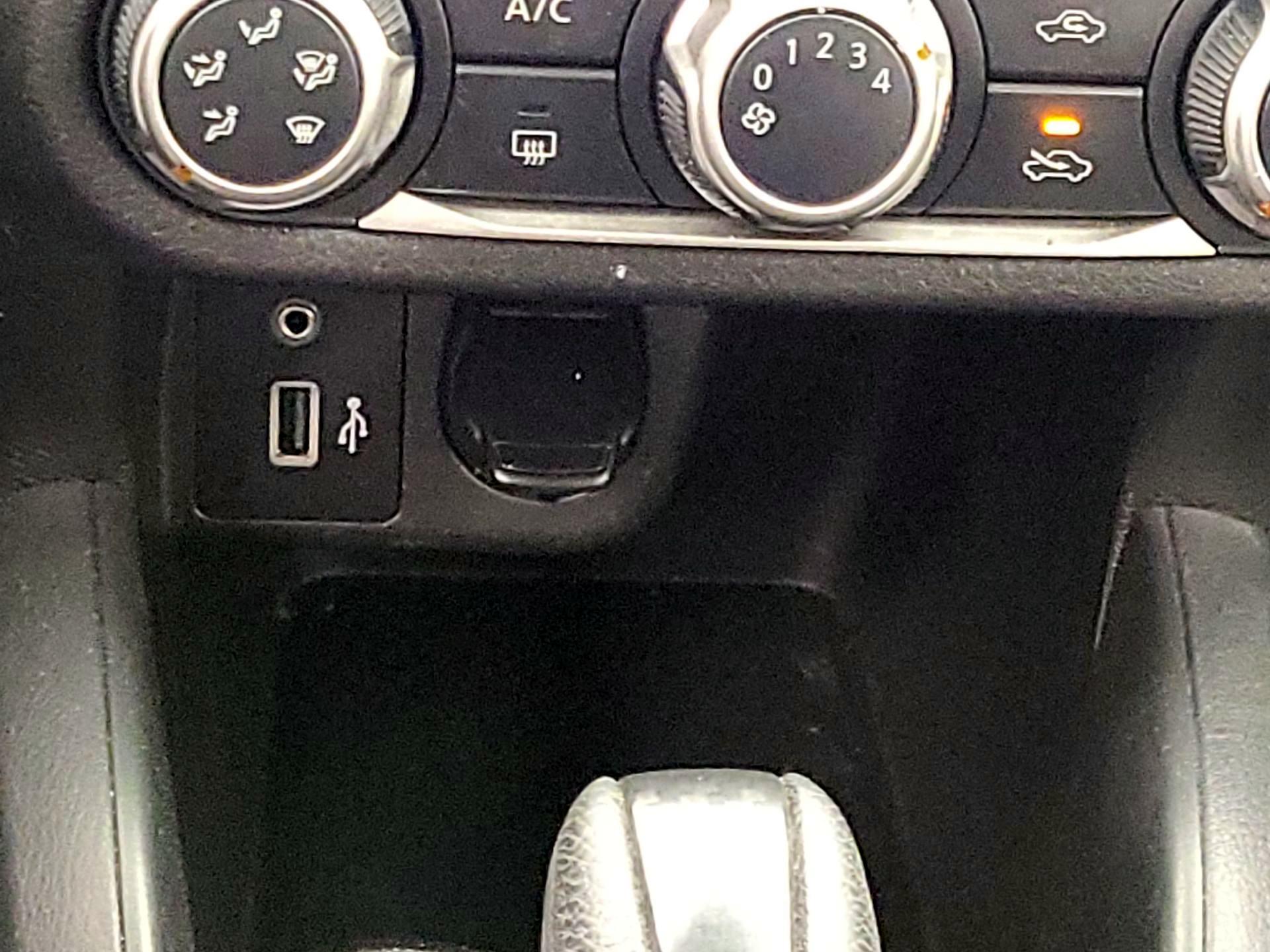 Thumbnail: 2020 Nissan Versa - 18