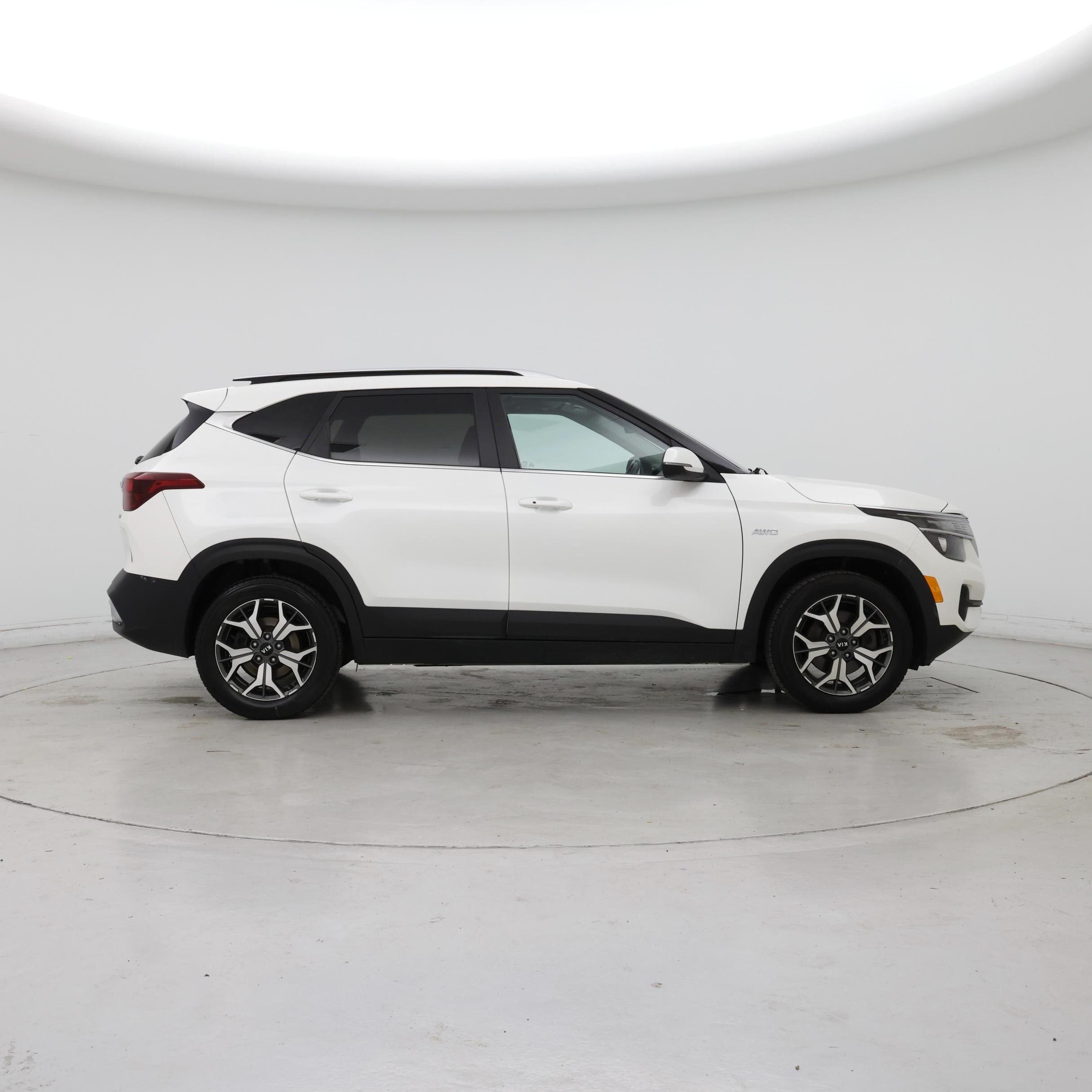 Thumbnail: 2021 Kia Seltos - 7