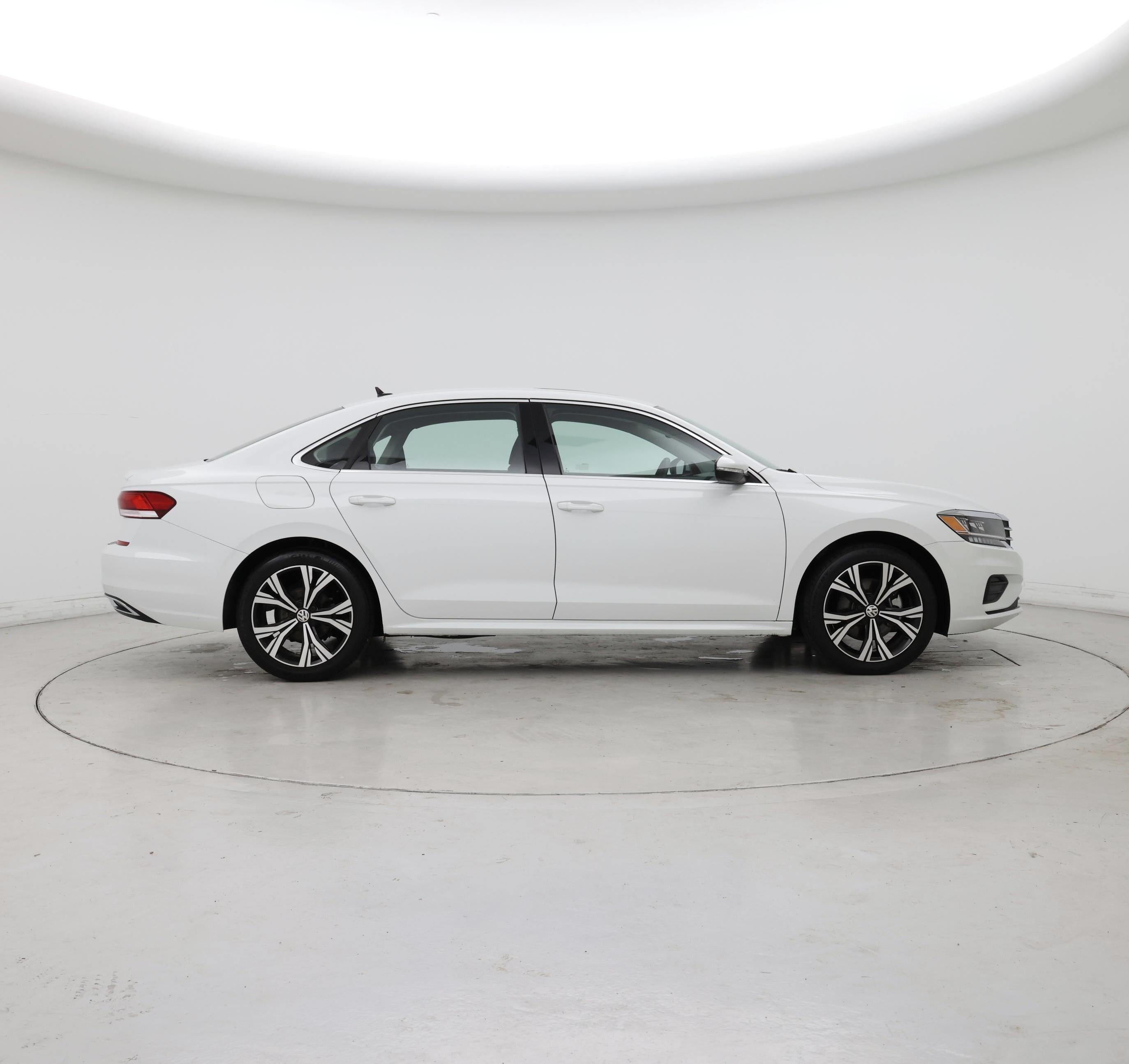 Thumbnail: 2021 Volkswagen Passat - 7