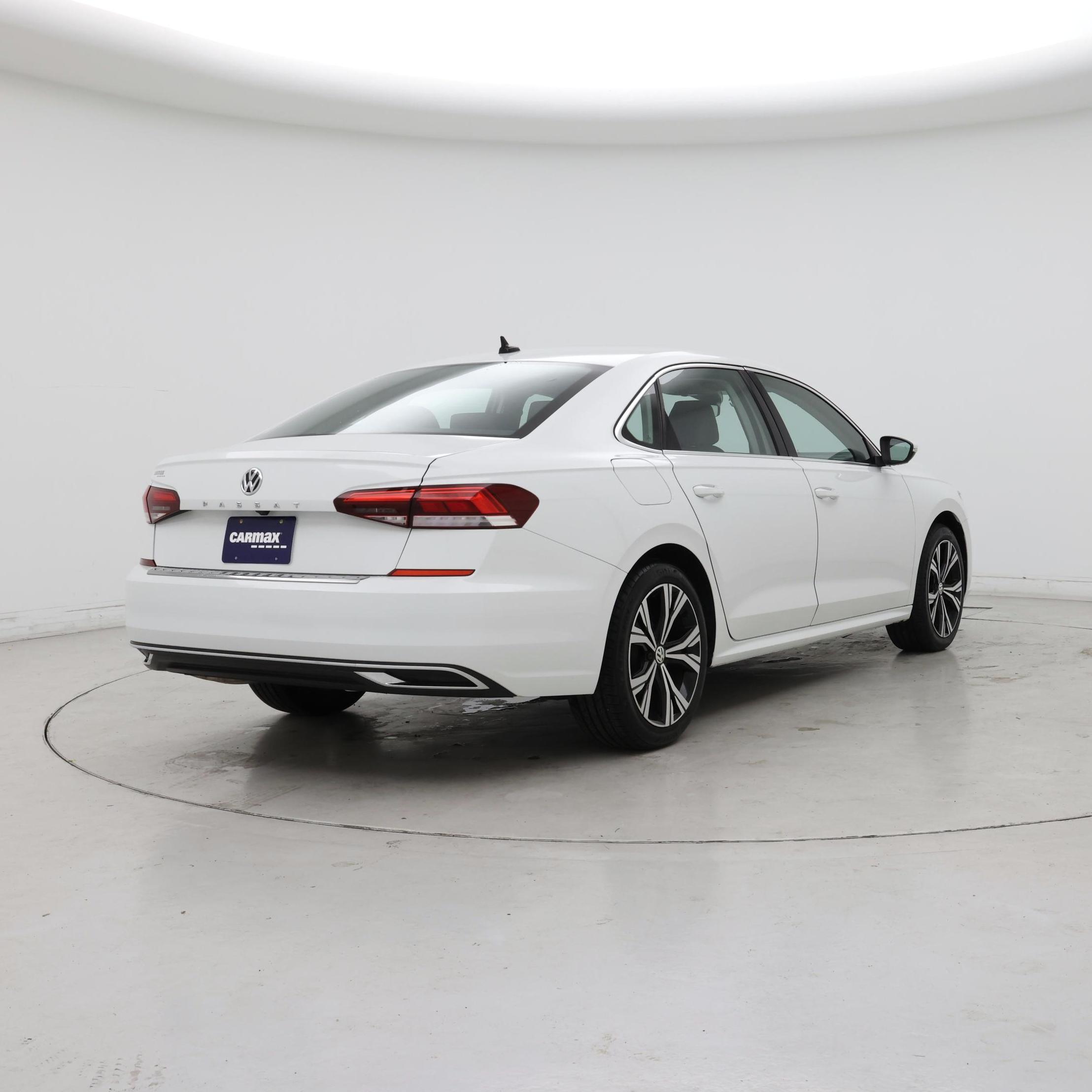 Thumbnail: 2021 Volkswagen Passat - 8