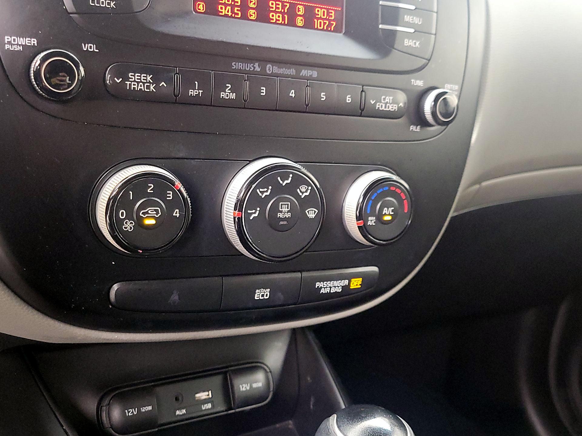 Thumbnail: 2016 Kia Soul - 15