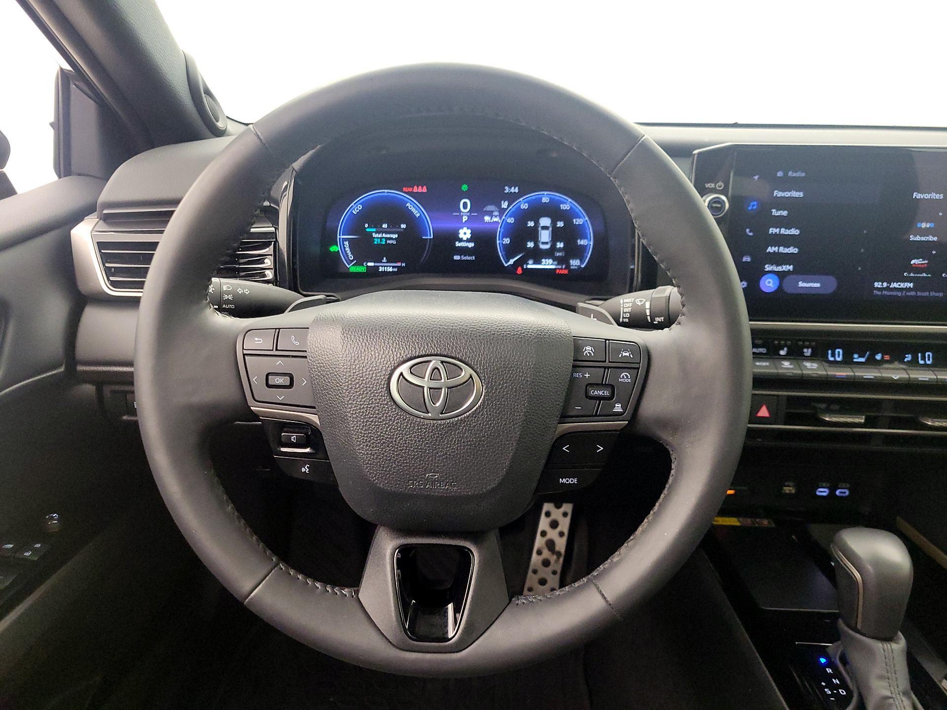 Thumbnail: 2025 Toyota Camry - 10