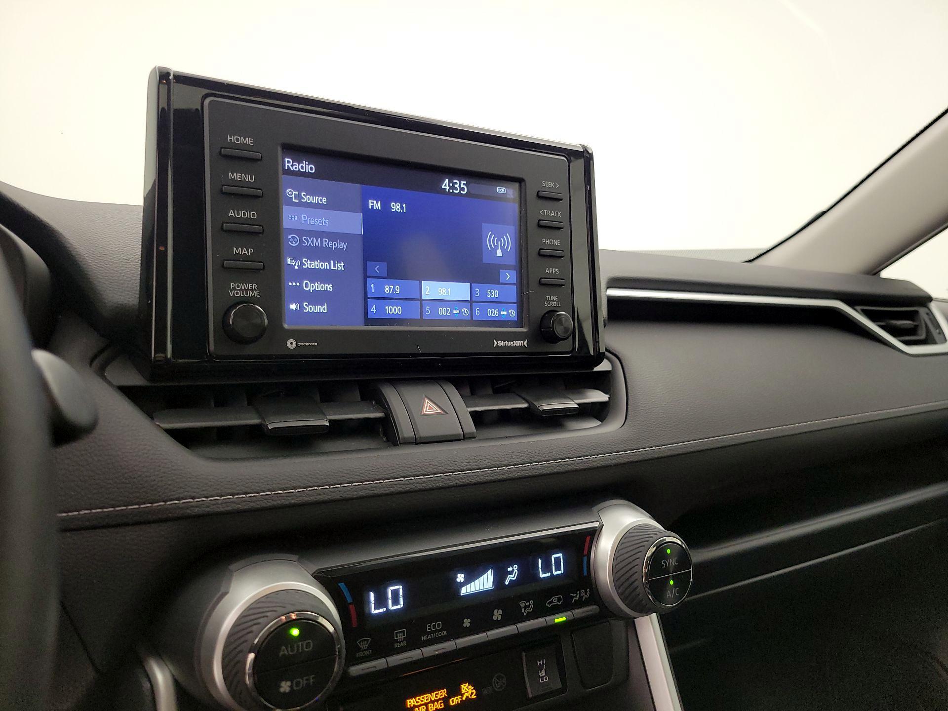 Thumbnail: 2021 Toyota RAV4 - 15