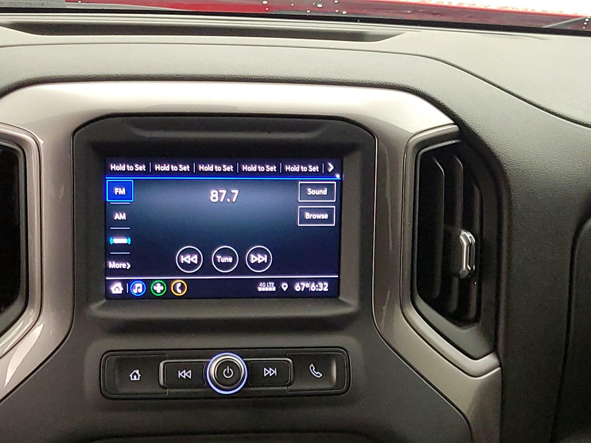 Thumbnail: 2021 Chevrolet Silverado 1500 - 15