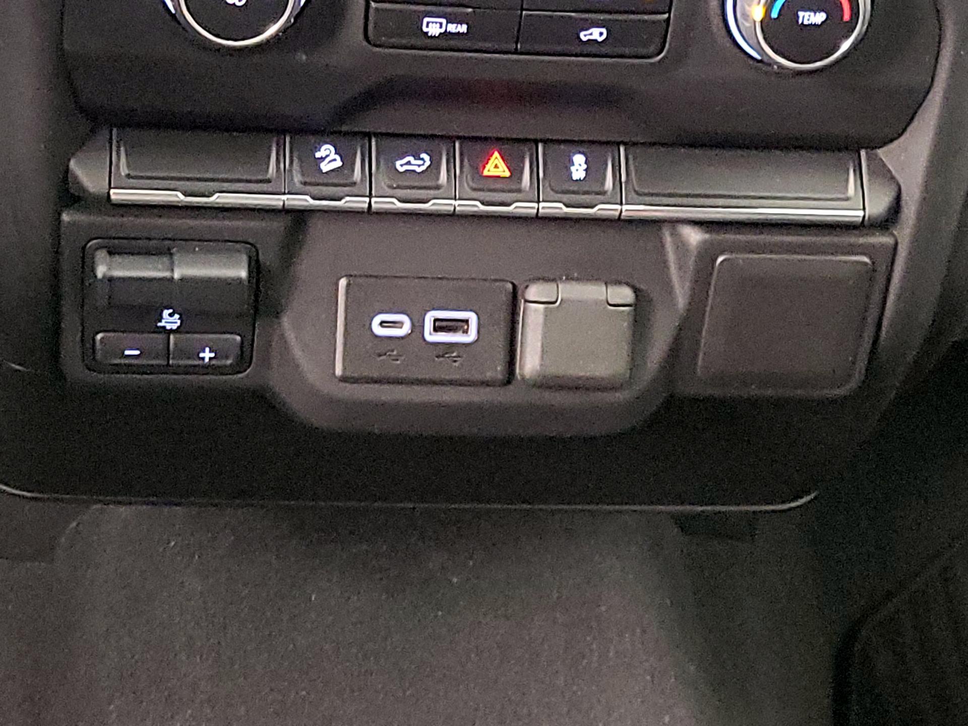 Thumbnail: 2021 Chevrolet Silverado 1500 - 18