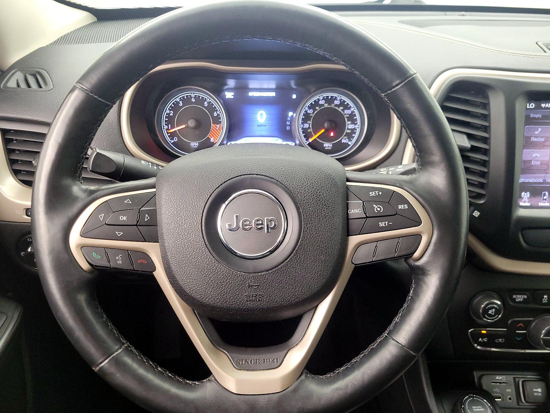 Thumbnail: 2015 Jeep Cherokee - 10
