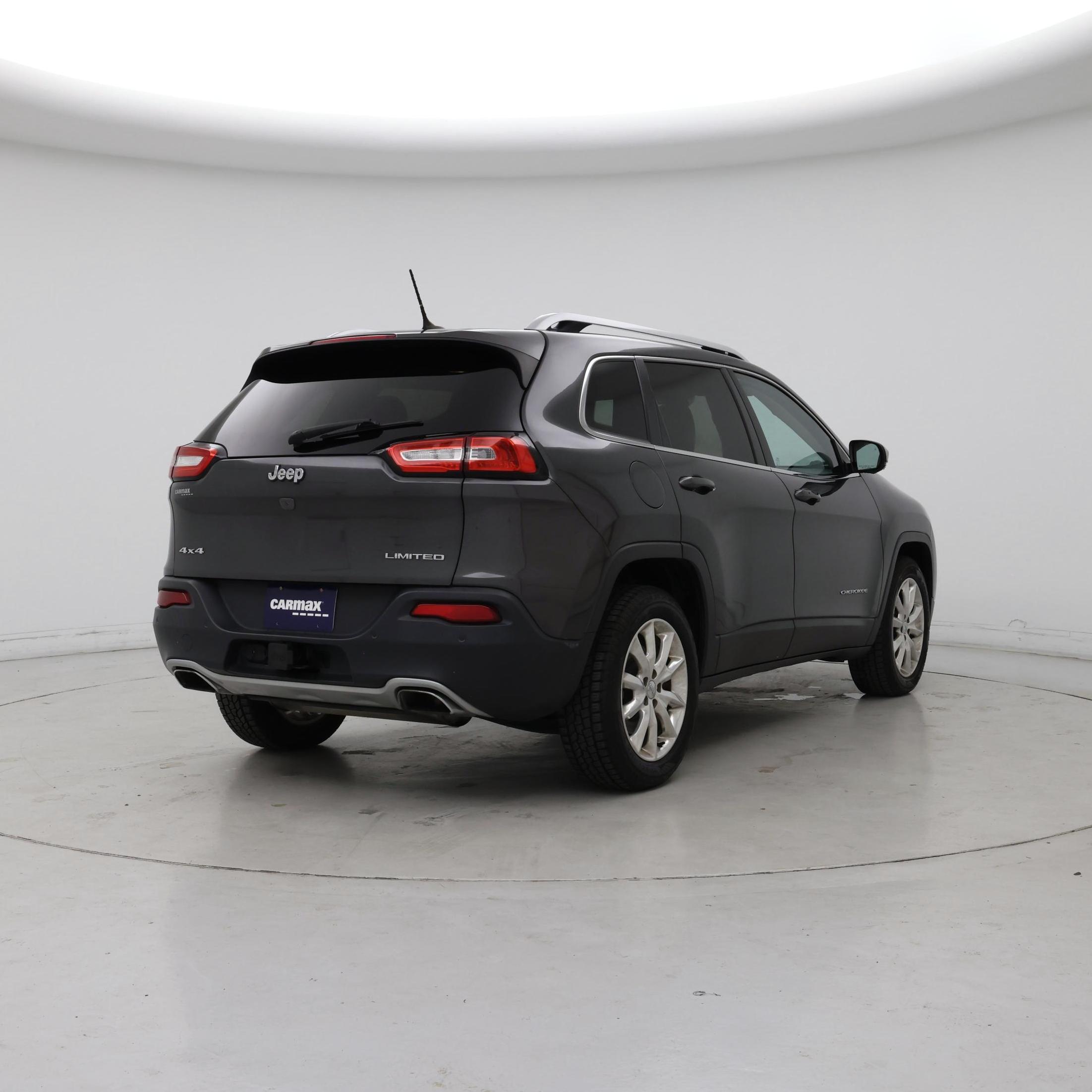 Thumbnail: 2015 Jeep Cherokee - 8