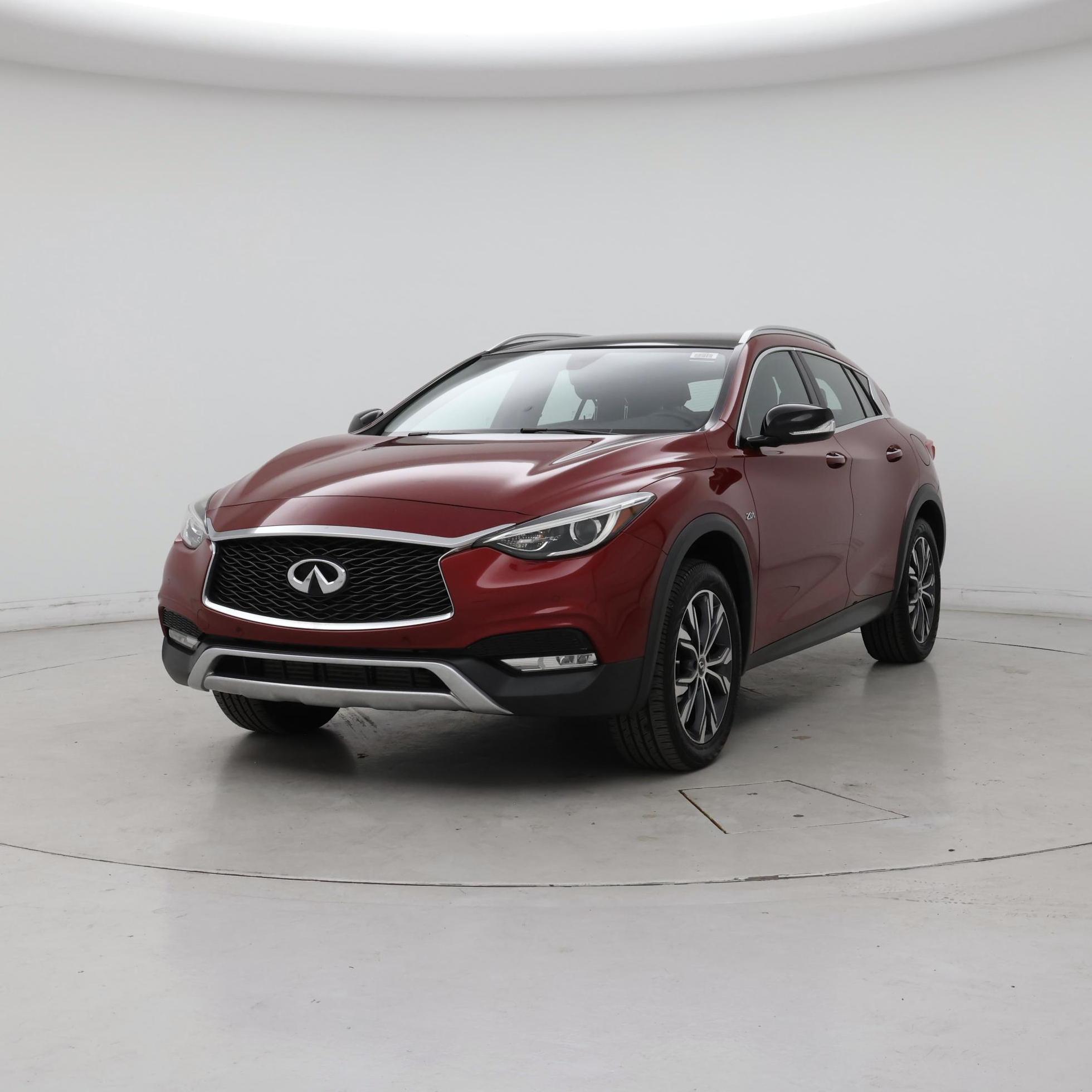 Thumbnail: 2017 INFINITI QX30 - 4