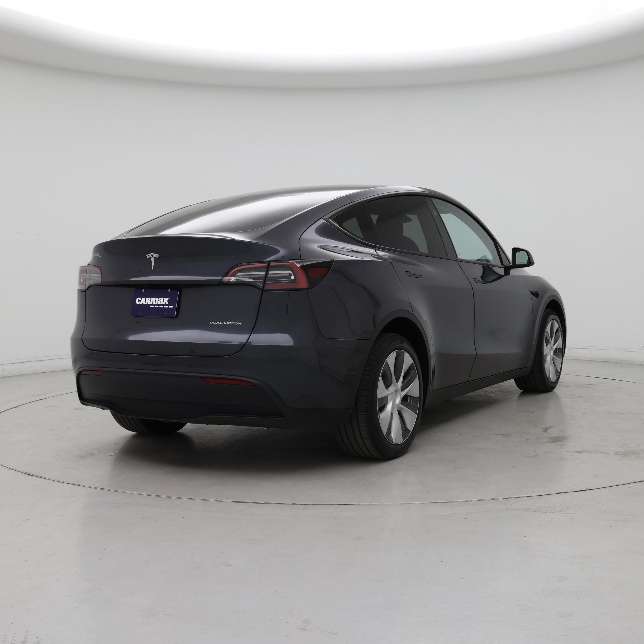 Thumbnail: 2024 Tesla Model Y - 8