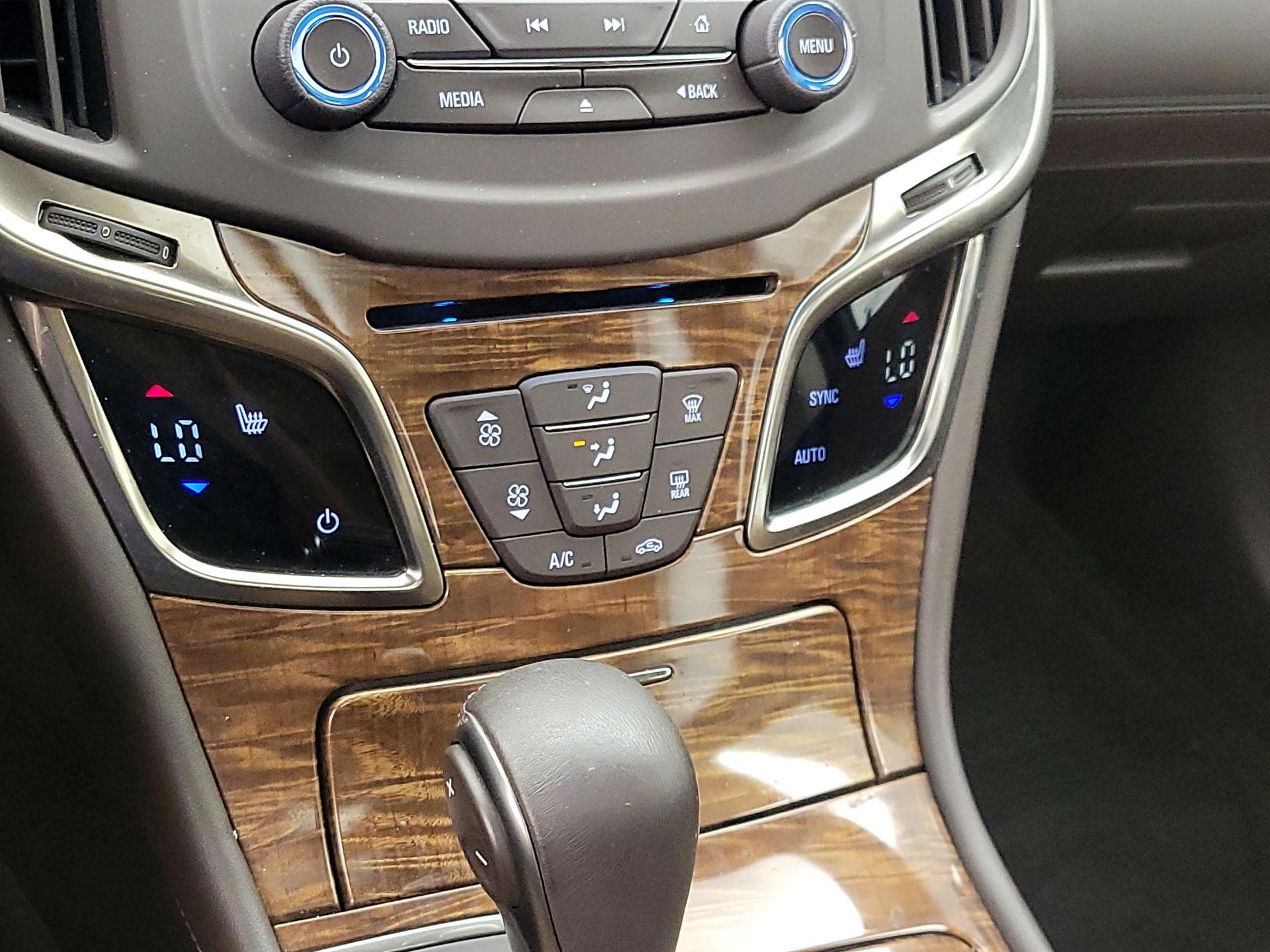 Thumbnail: 2014 Buick LaCrosse - 16