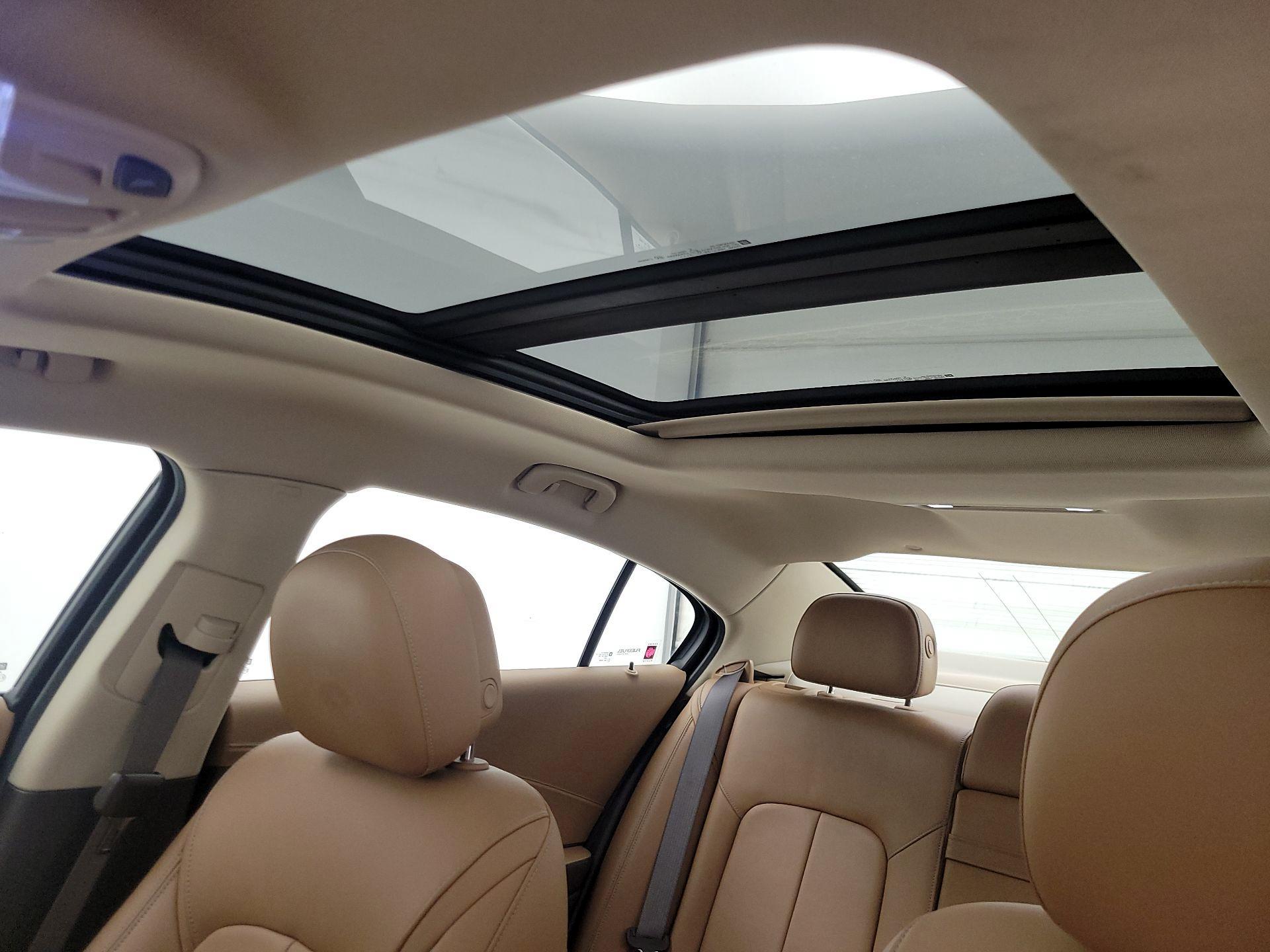 Thumbnail: 2014 Buick LaCrosse - 19