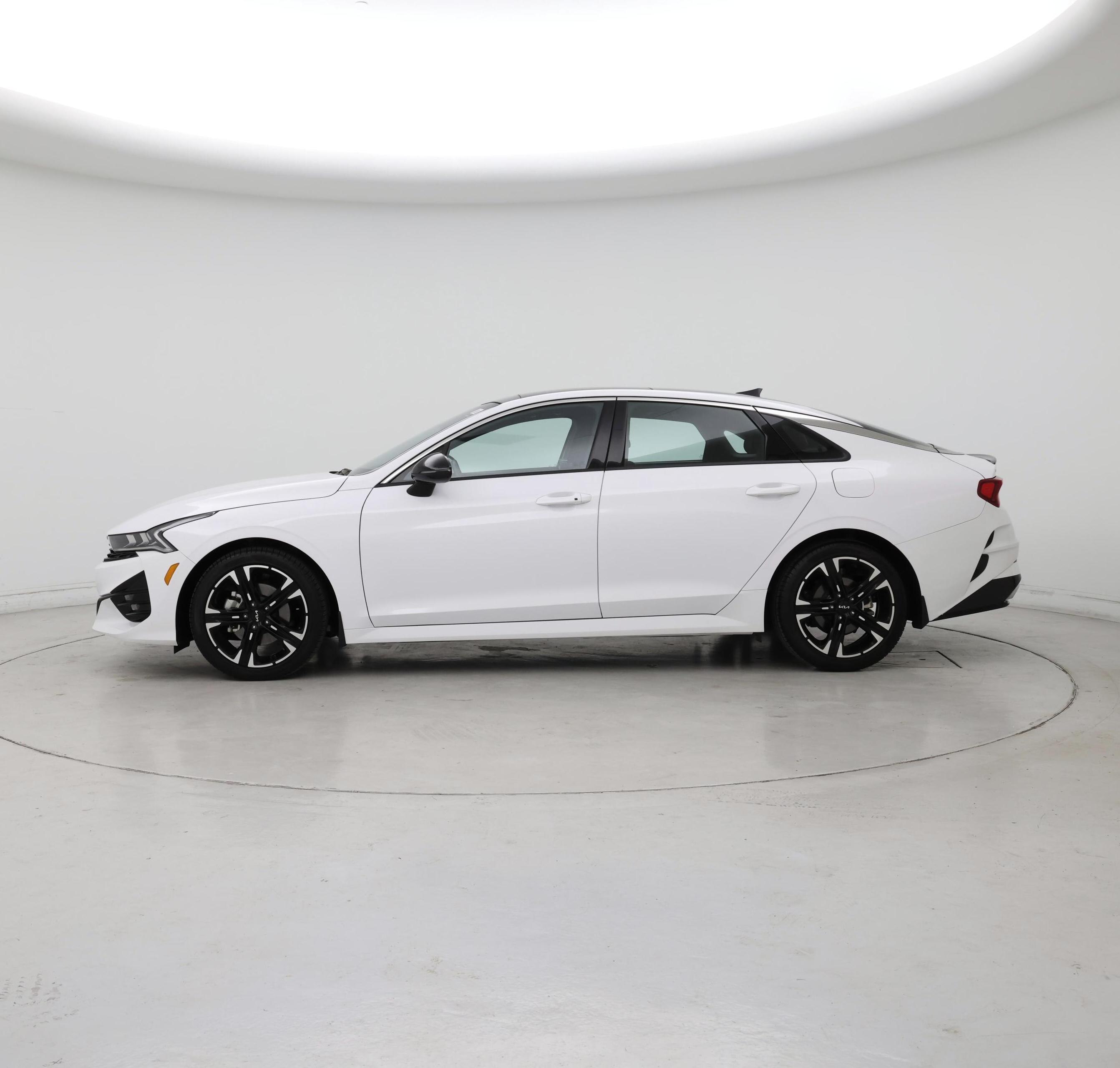 Thumbnail: 2023 Kia K5 - 3