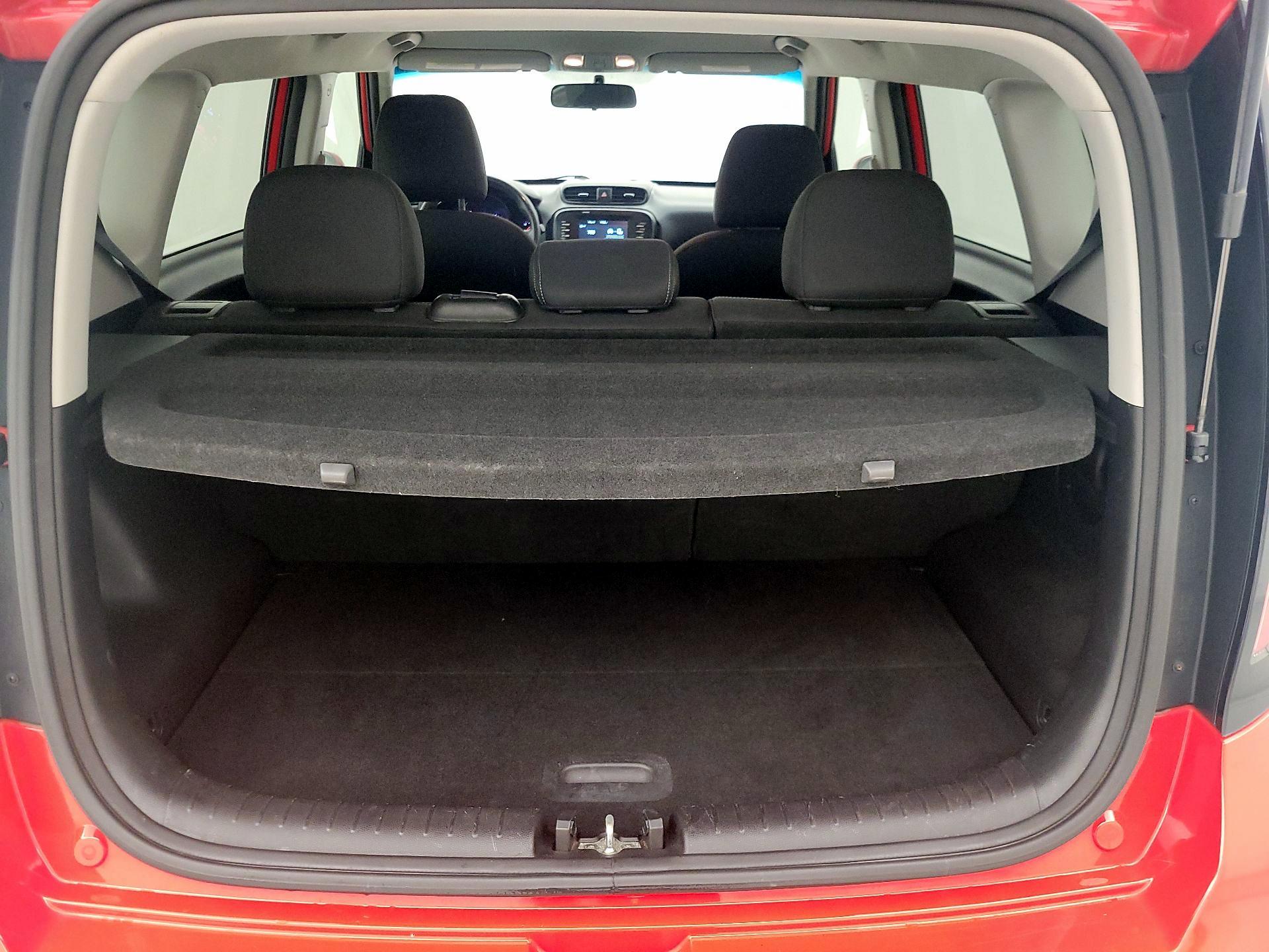 Thumbnail: 2018 Kia Soul - 20