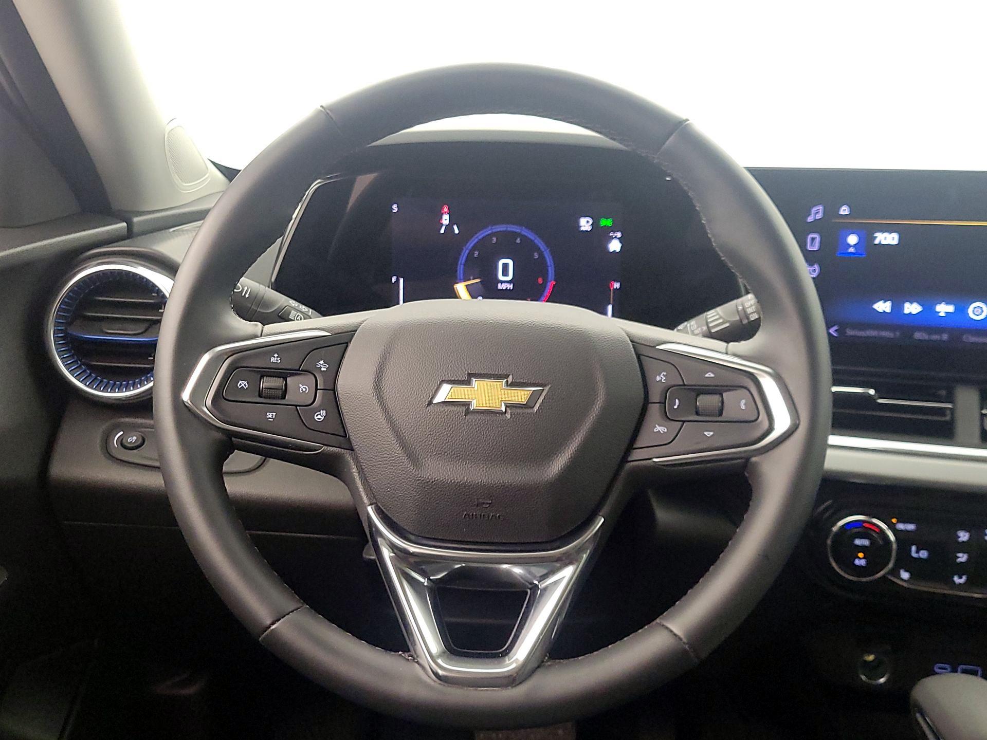 Thumbnail: 2025 Chevrolet Trax - 10