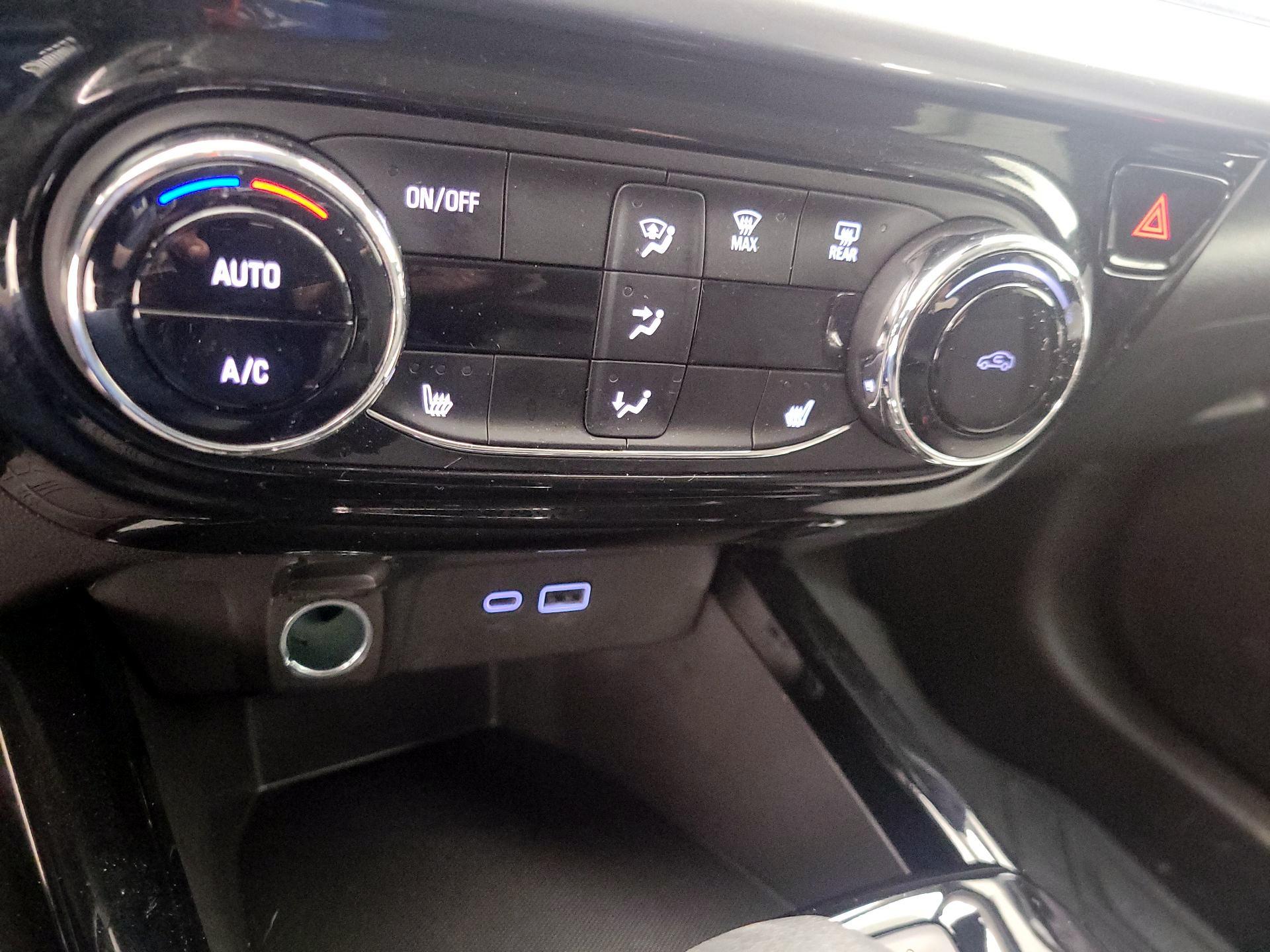 Thumbnail: 2025 Chevrolet Trax - 16