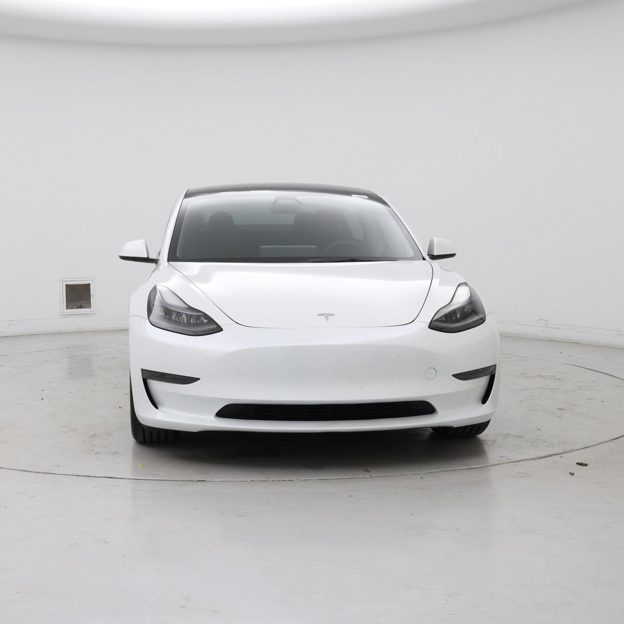 Thumbnail: 2023 Tesla Model 3 - 5